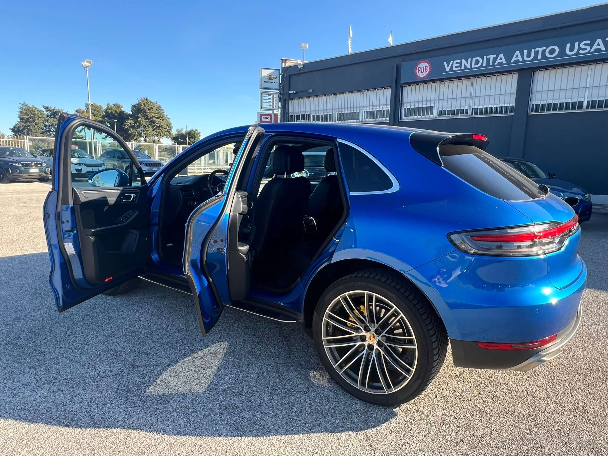 Porsche - Macan