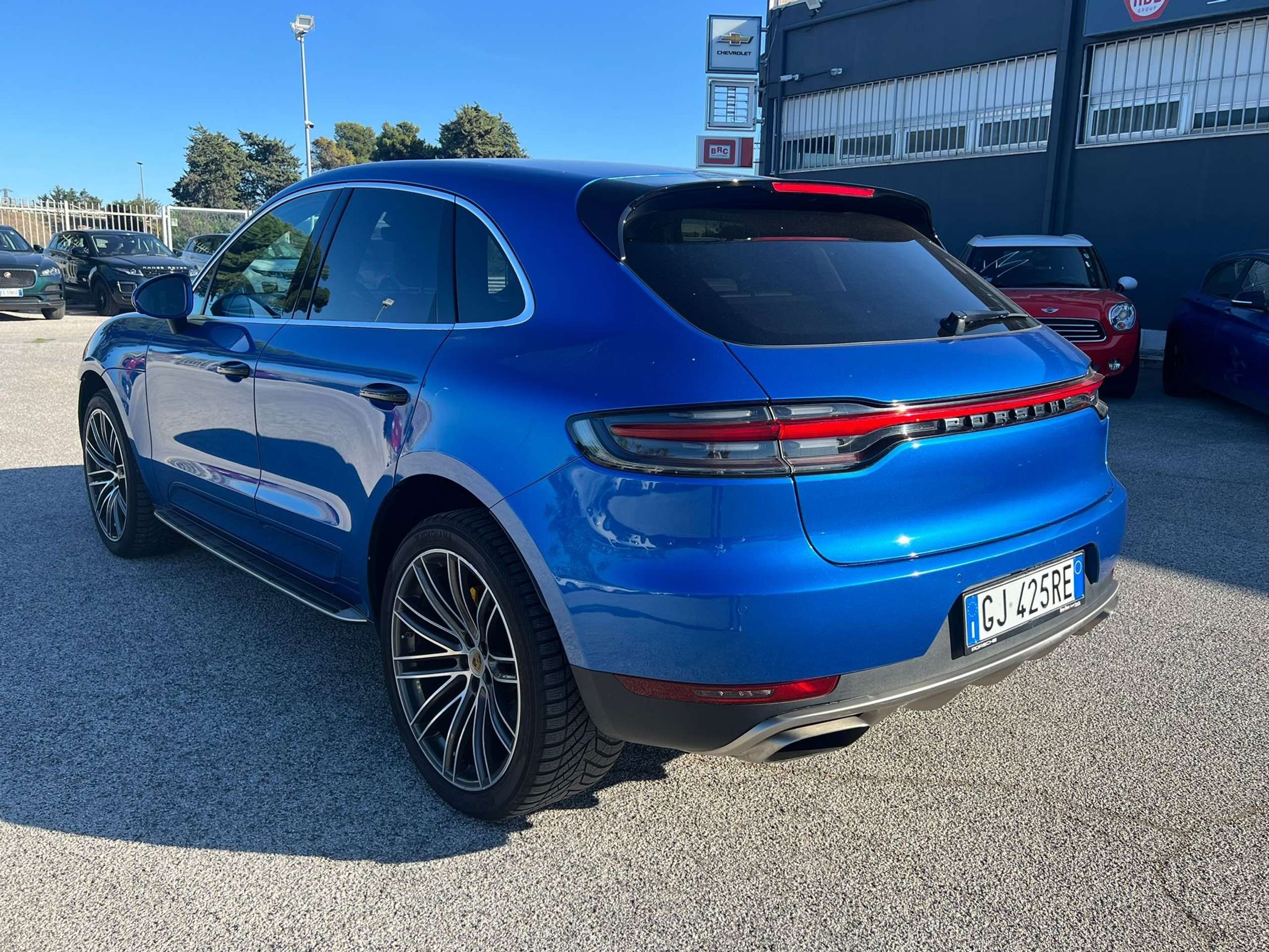 Porsche - Macan