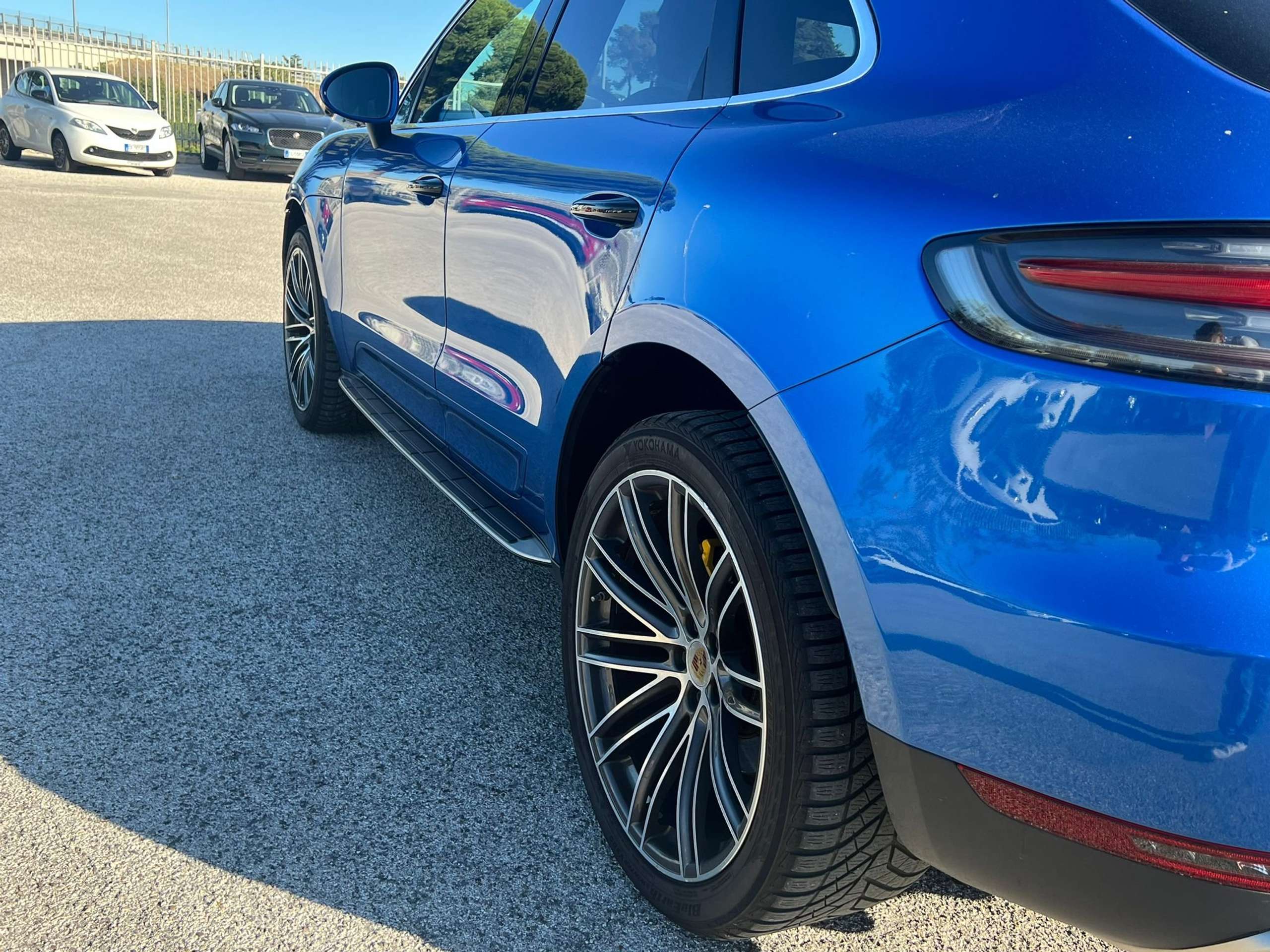 Porsche - Macan