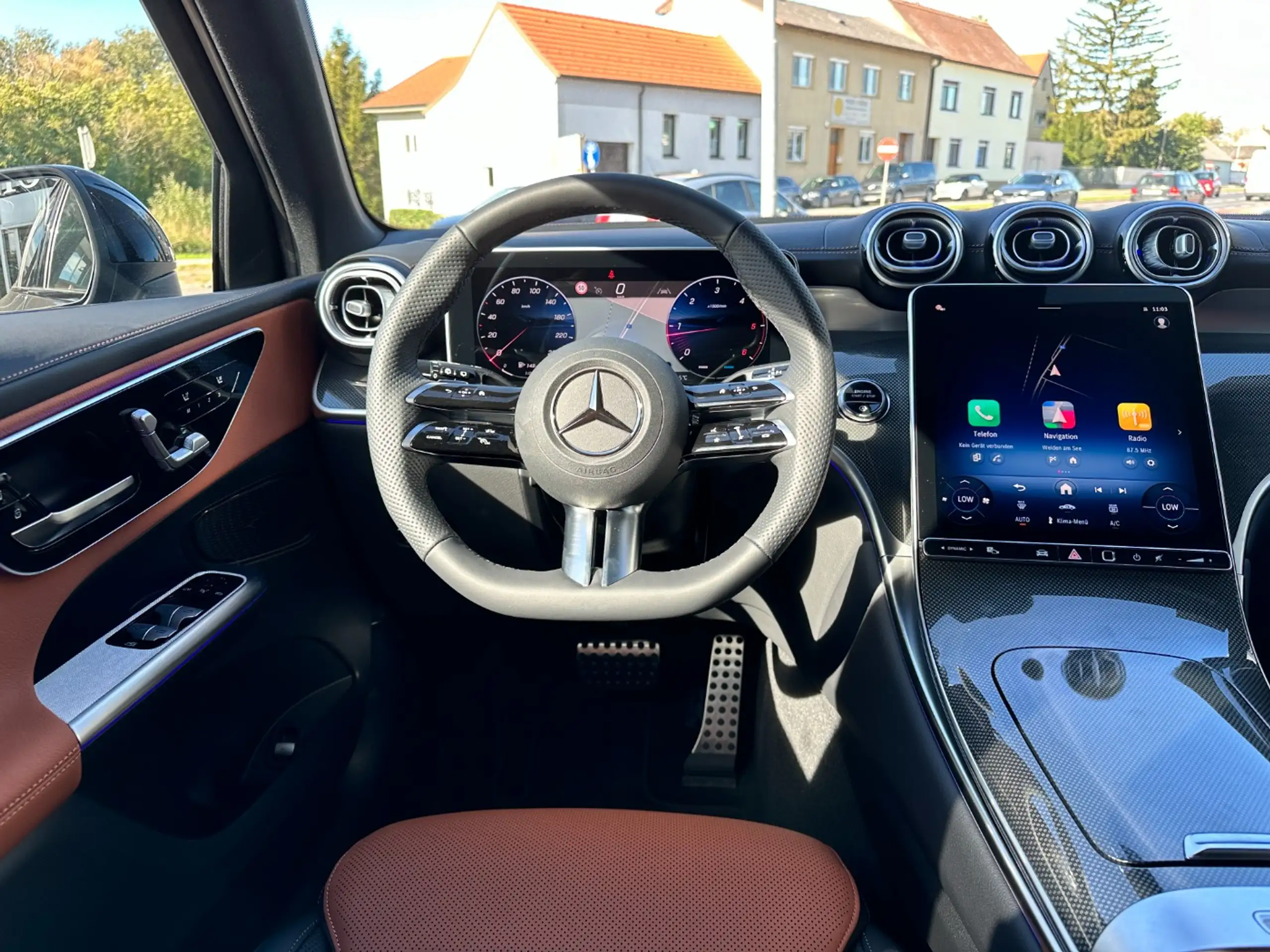 Mercedes-Benz - GLC 220