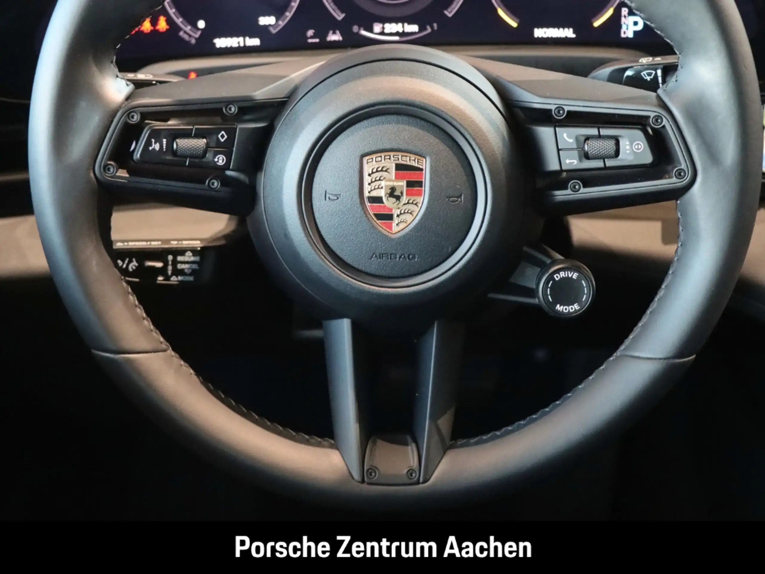 Porsche - Taycan