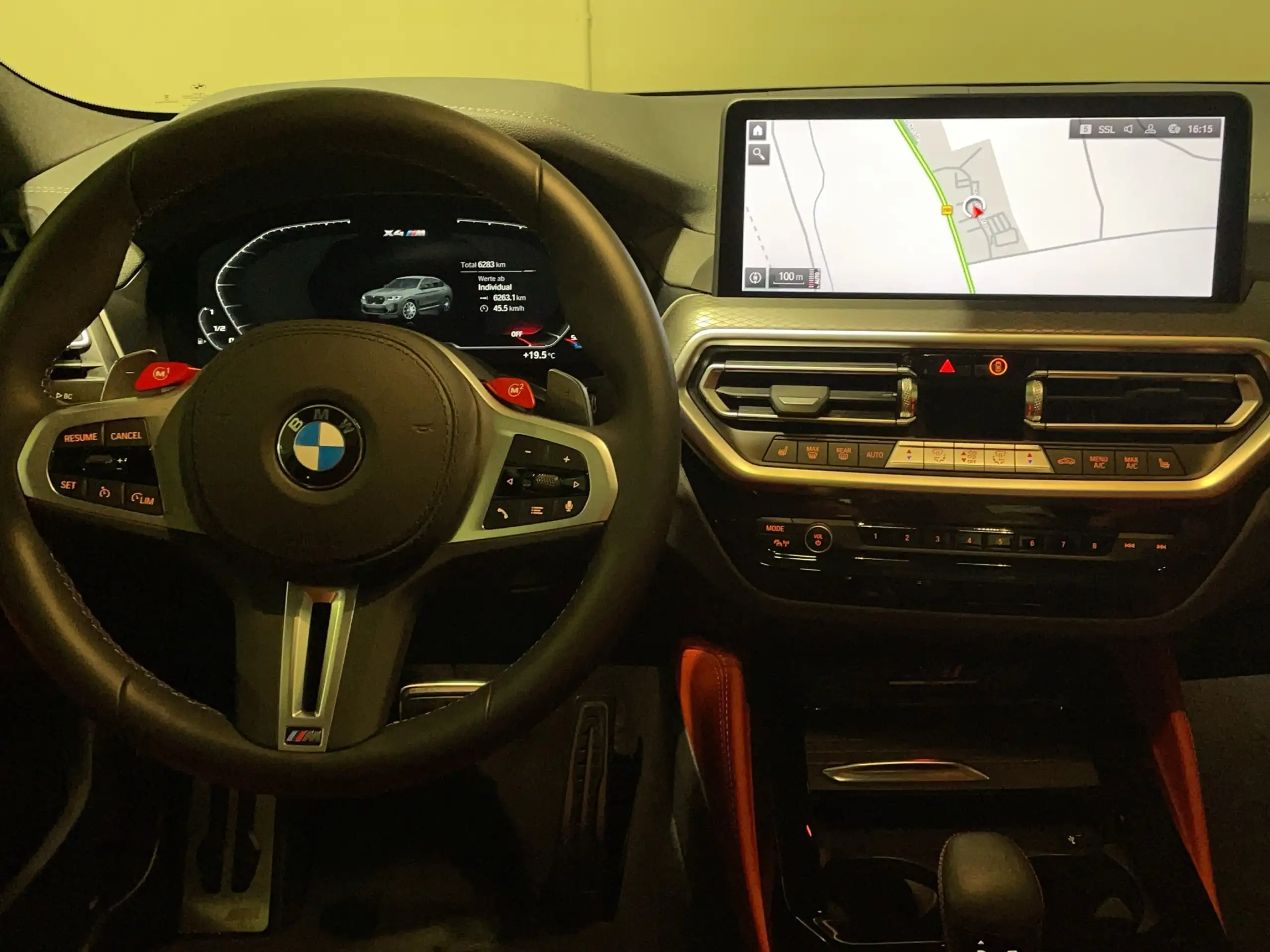 BMW - X4 M