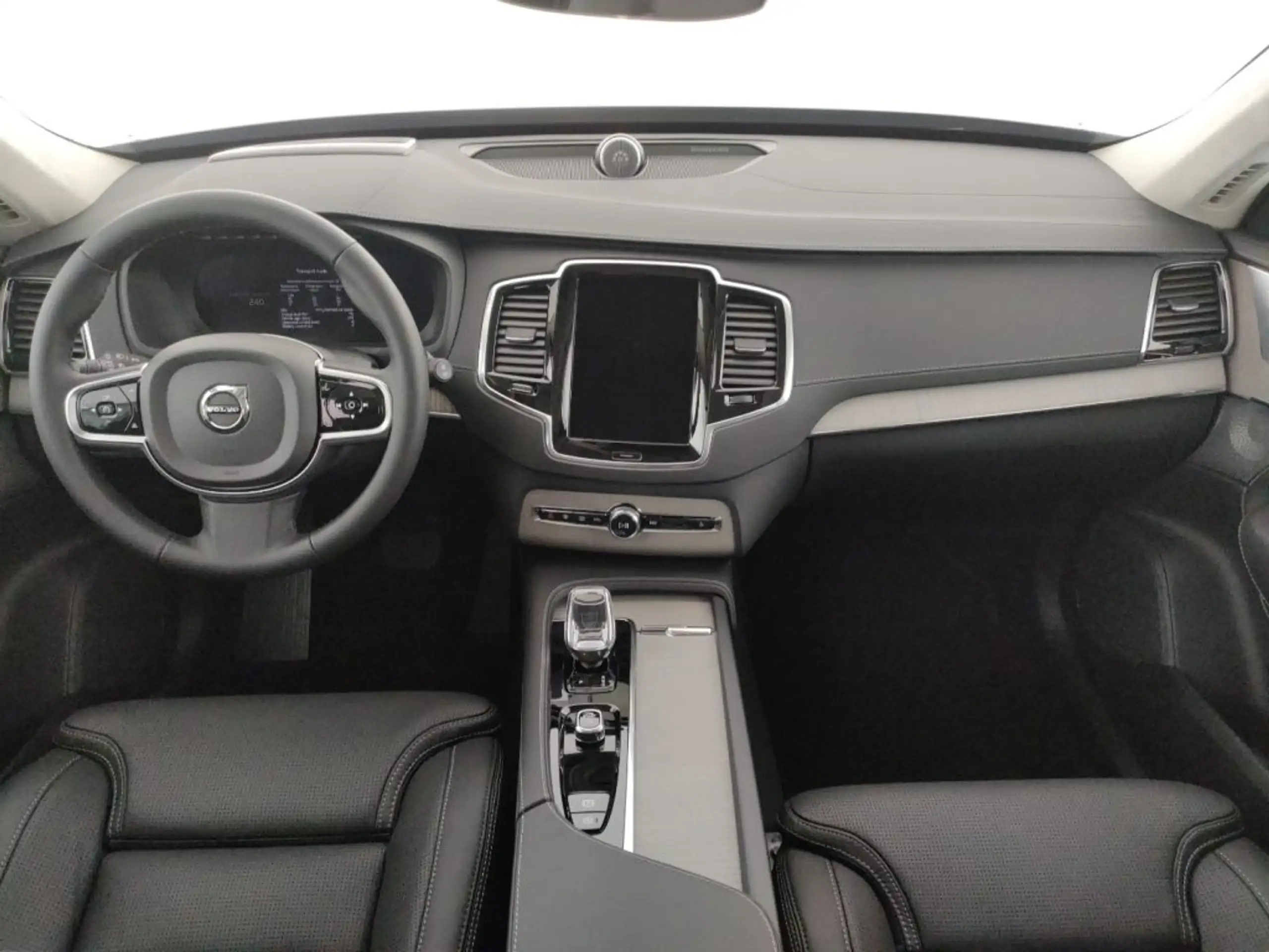 Volvo - XC90