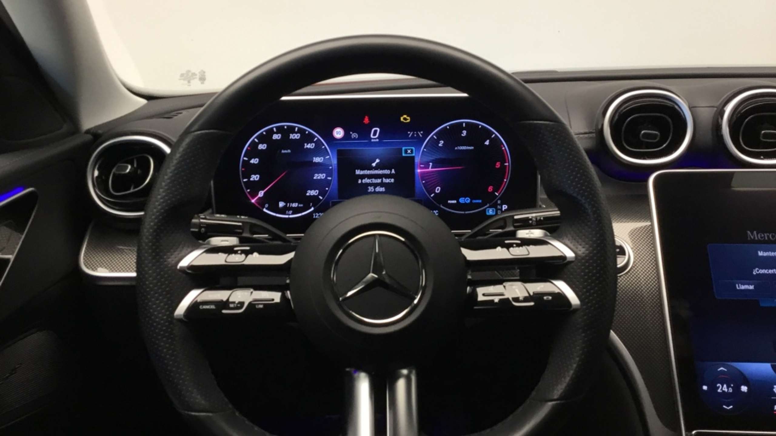 Mercedes-Benz - C 220