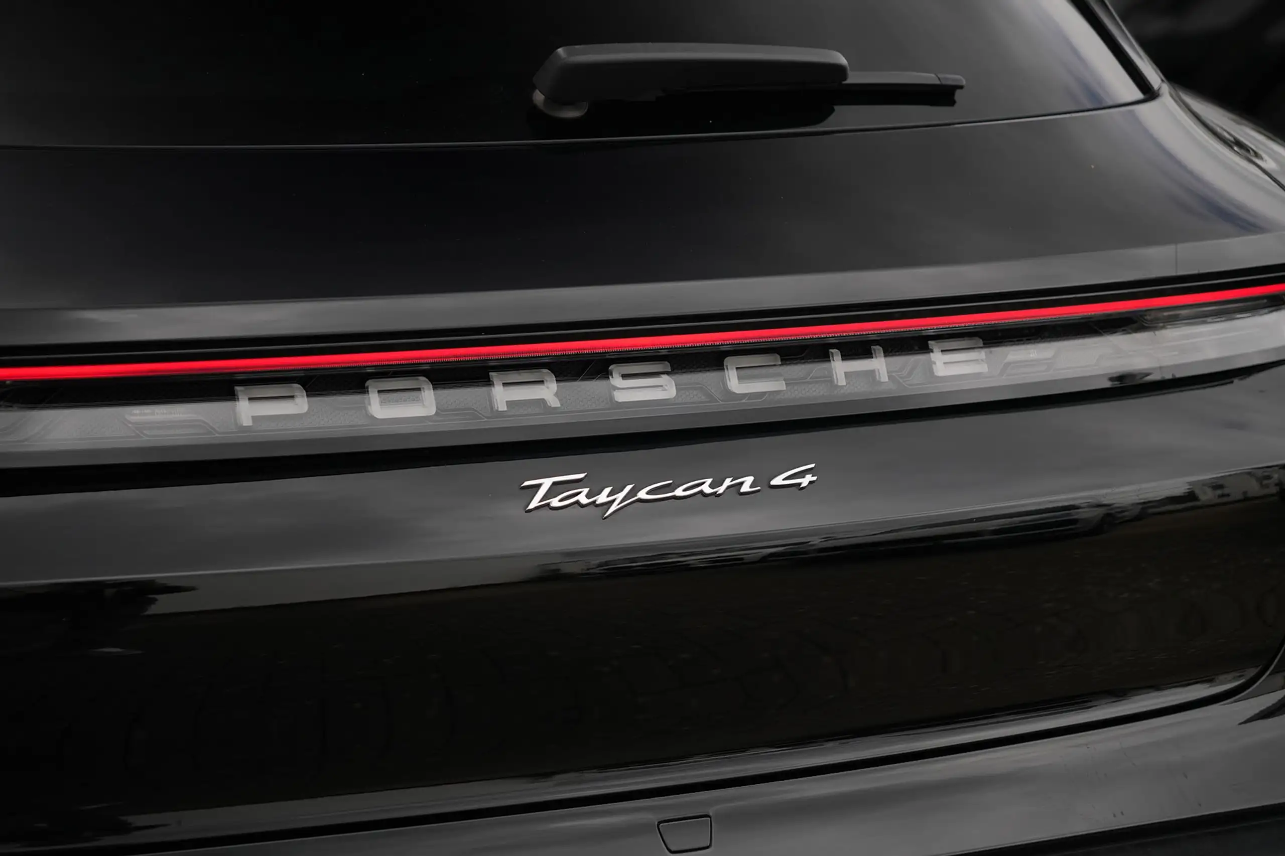 Porsche - Taycan