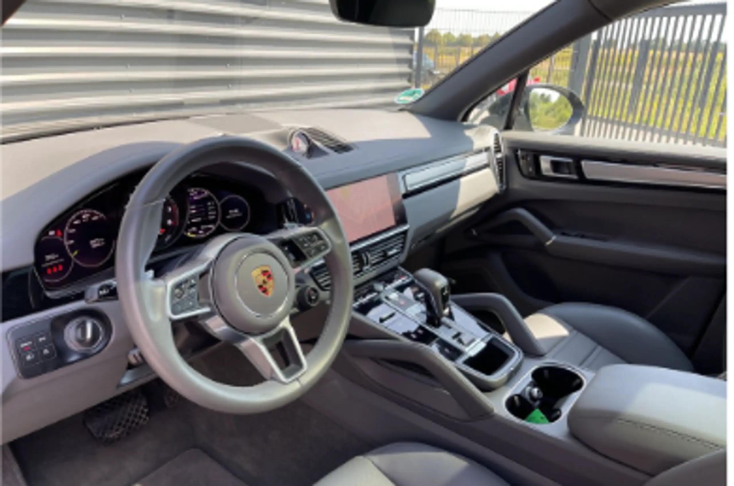 Porsche - Cayenne