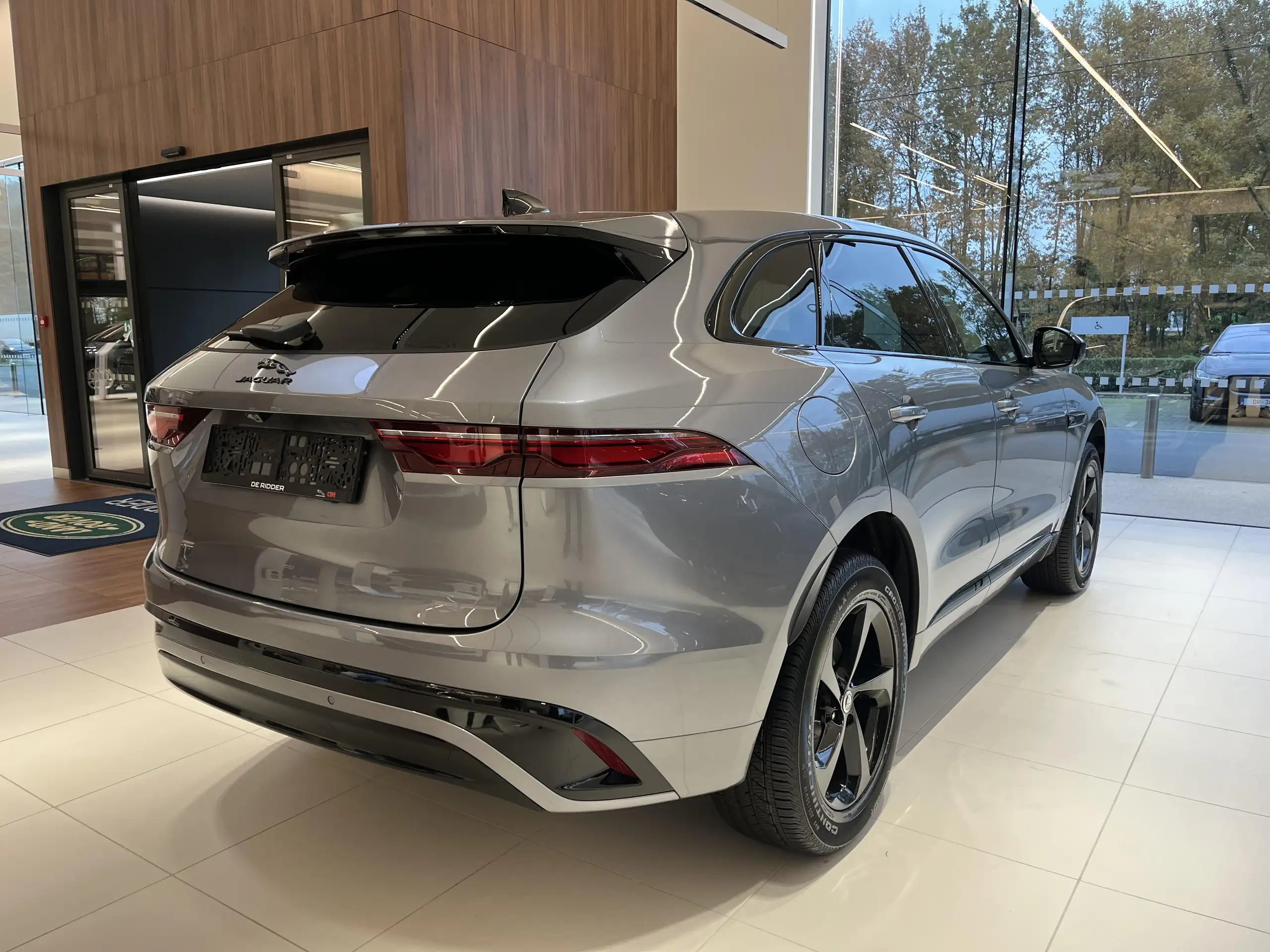 Jaguar - F-Pace