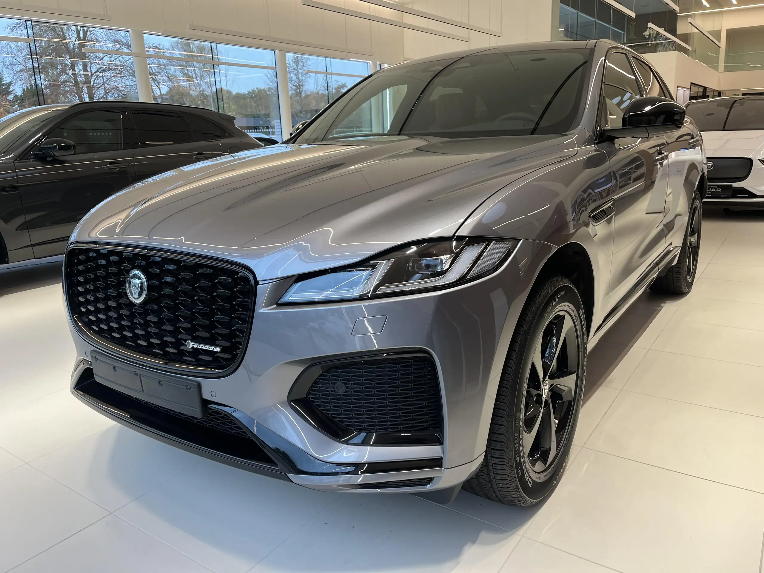 Jaguar F-Pace 2024