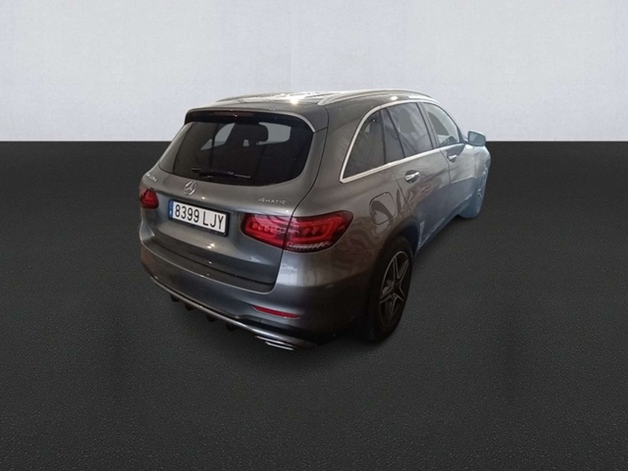 Mercedes-Benz - GLC 220