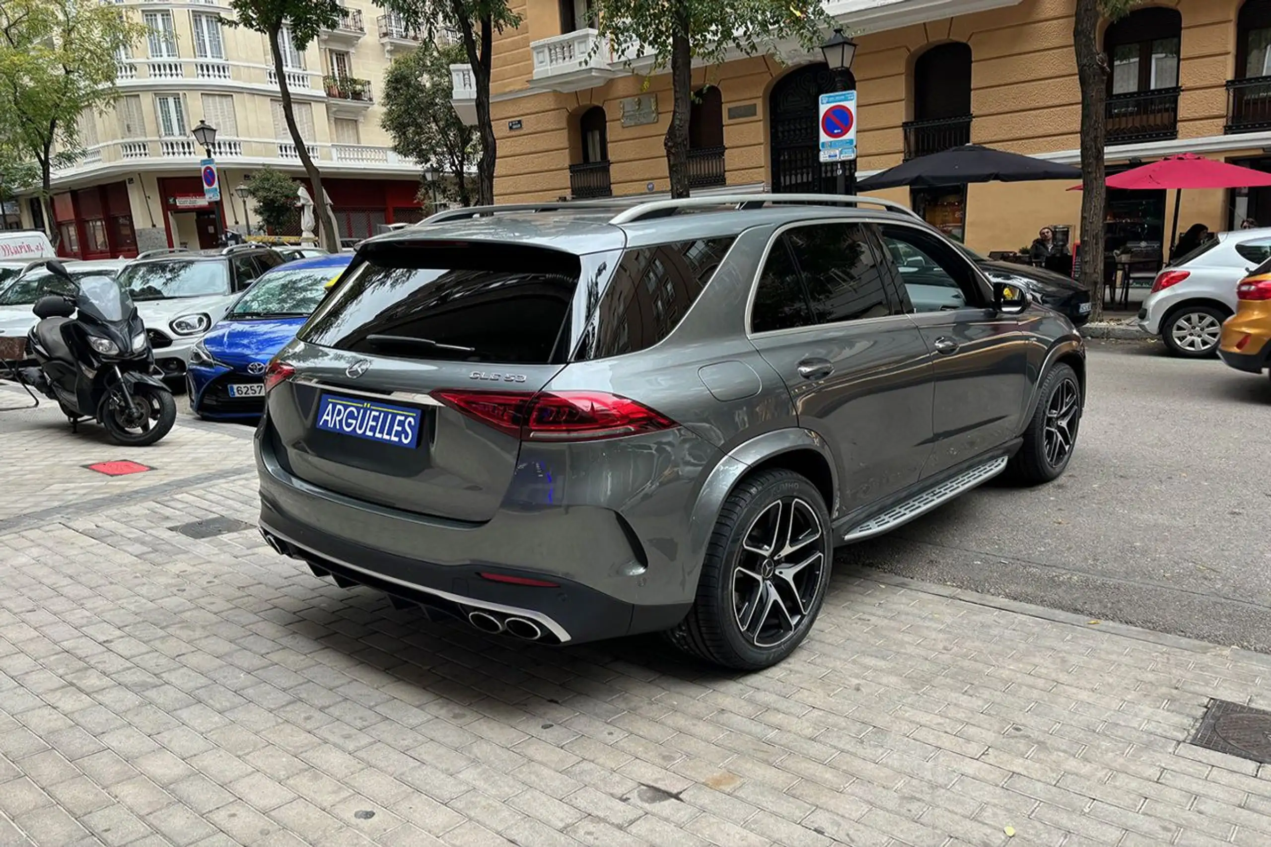 Mercedes-Benz - GLE 53 AMG