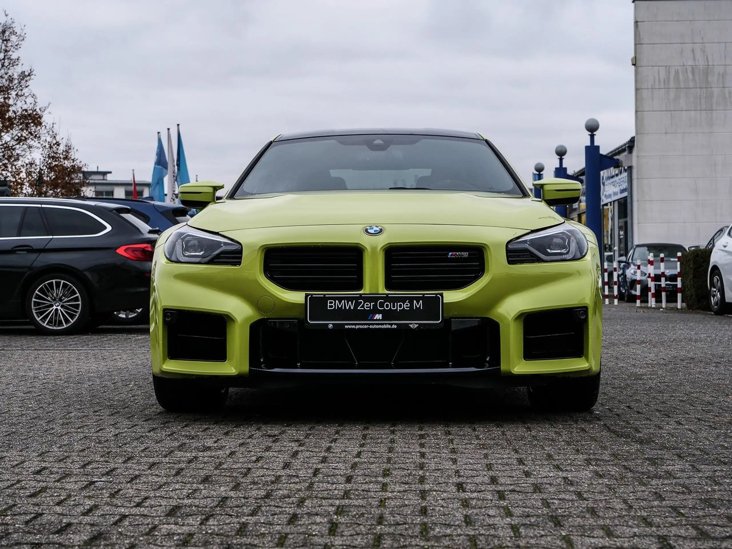 BMW - M2