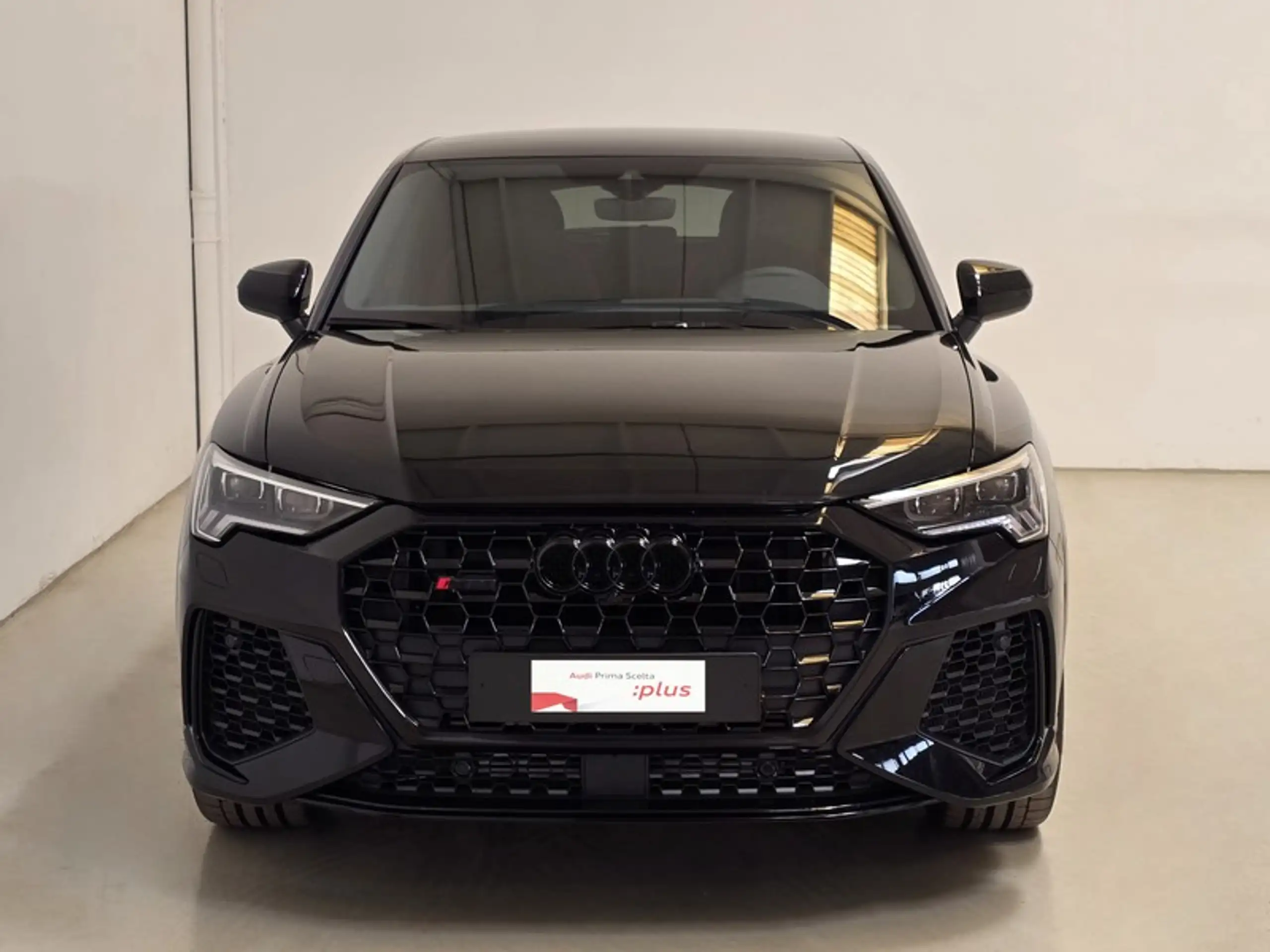 Audi - RS Q3