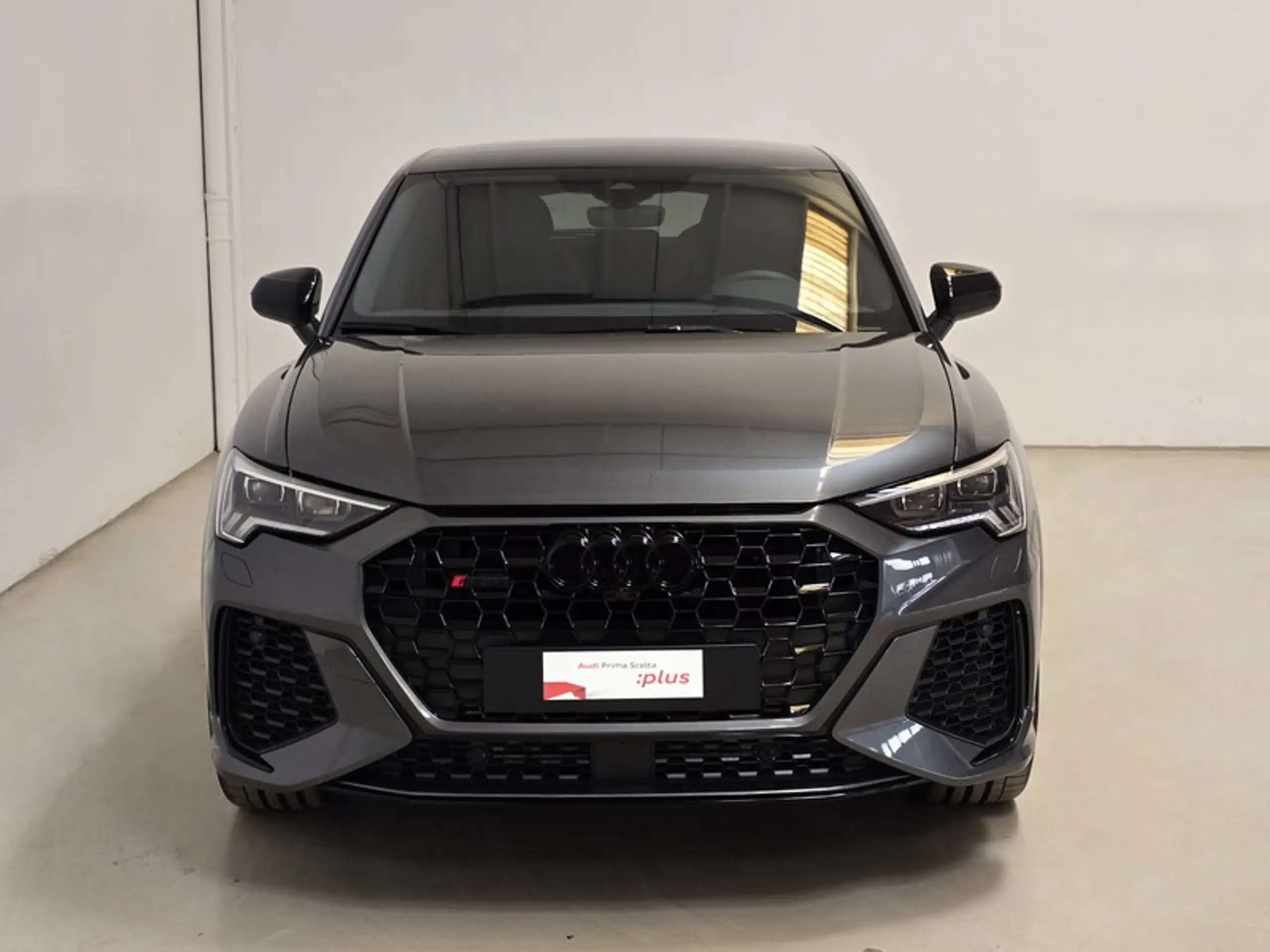 Audi - RS Q3