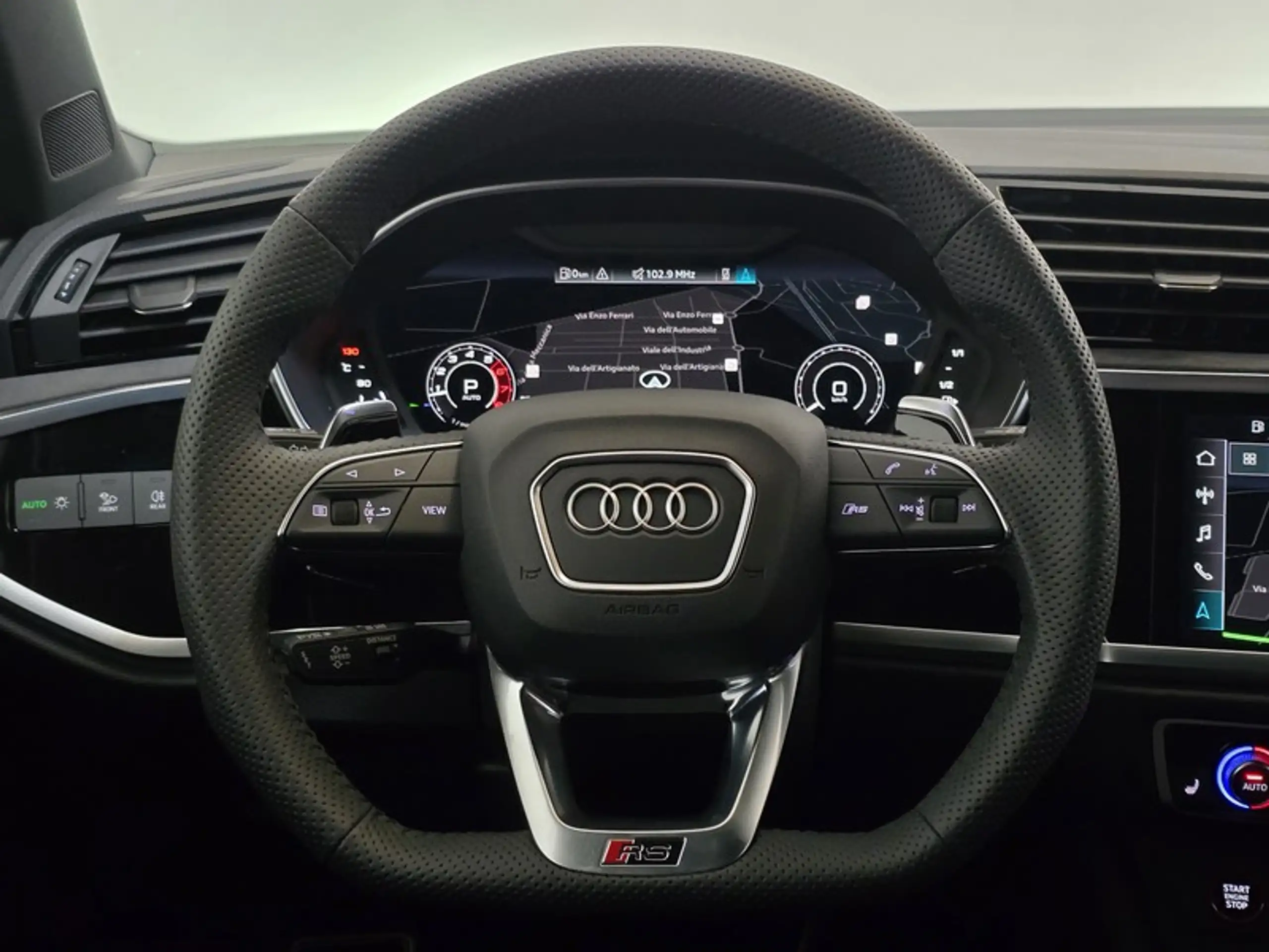 Audi - RS Q3