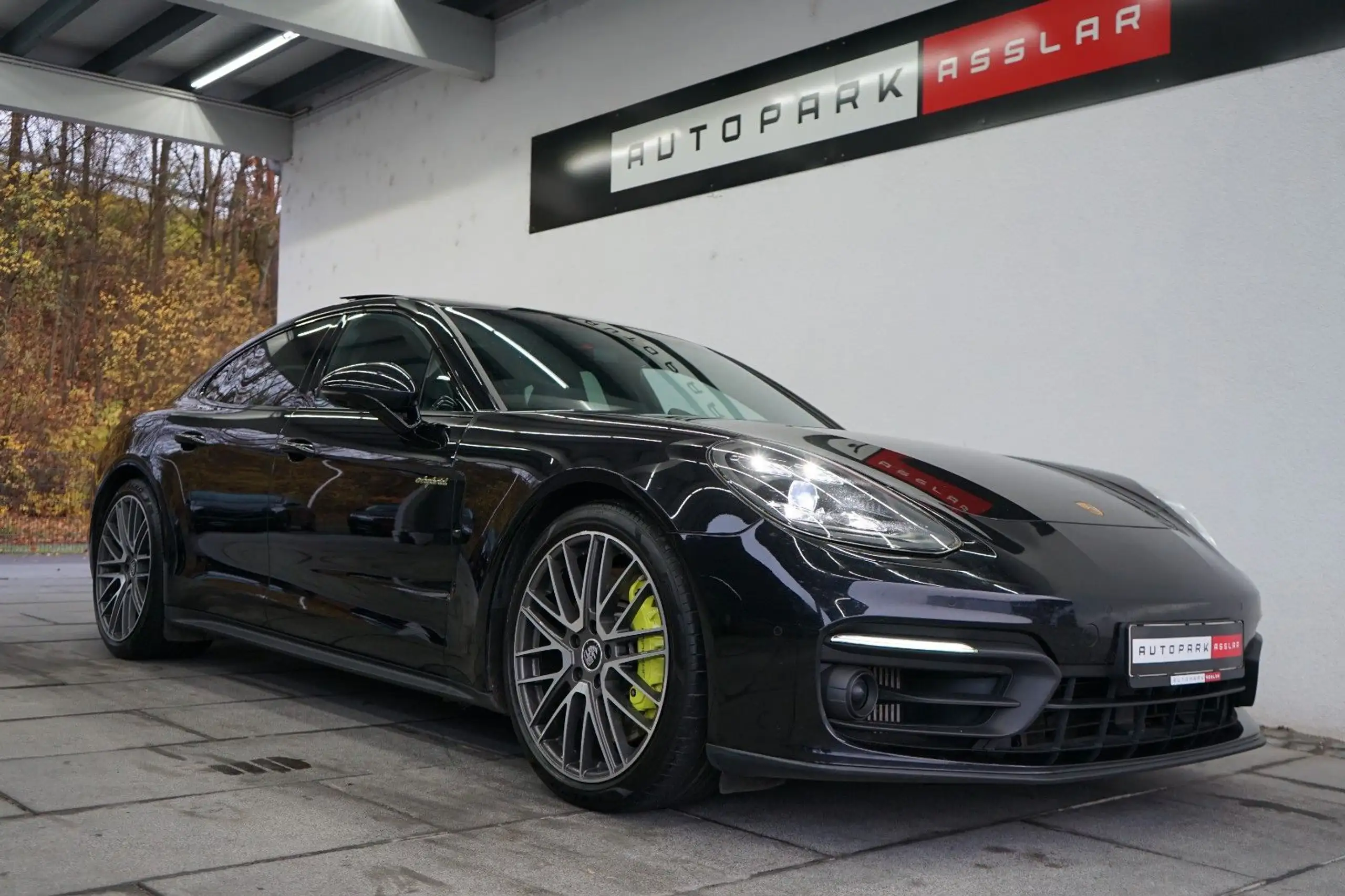 Porsche - Panamera