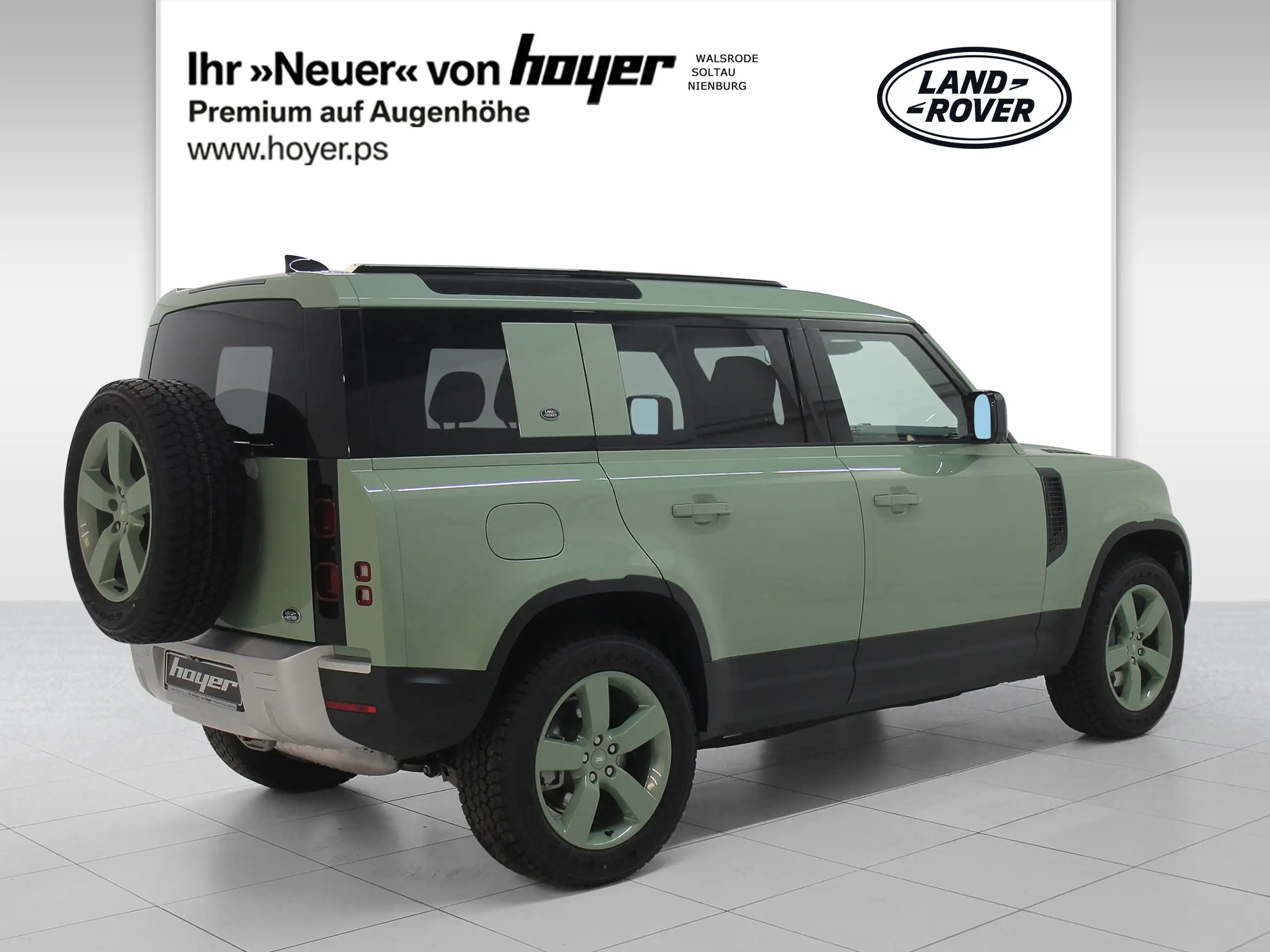 Land Rover - Defender