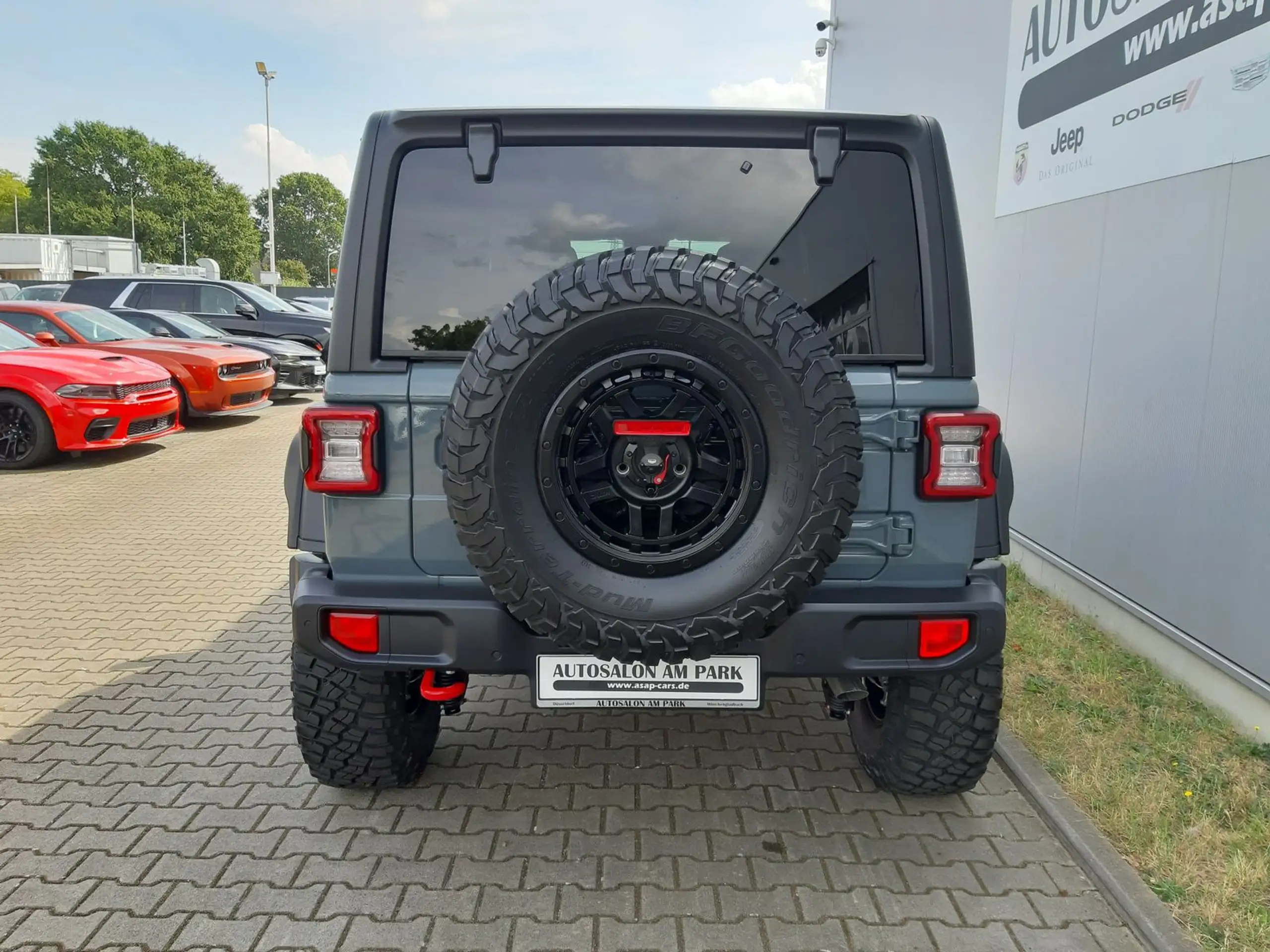 Jeep - Wrangler