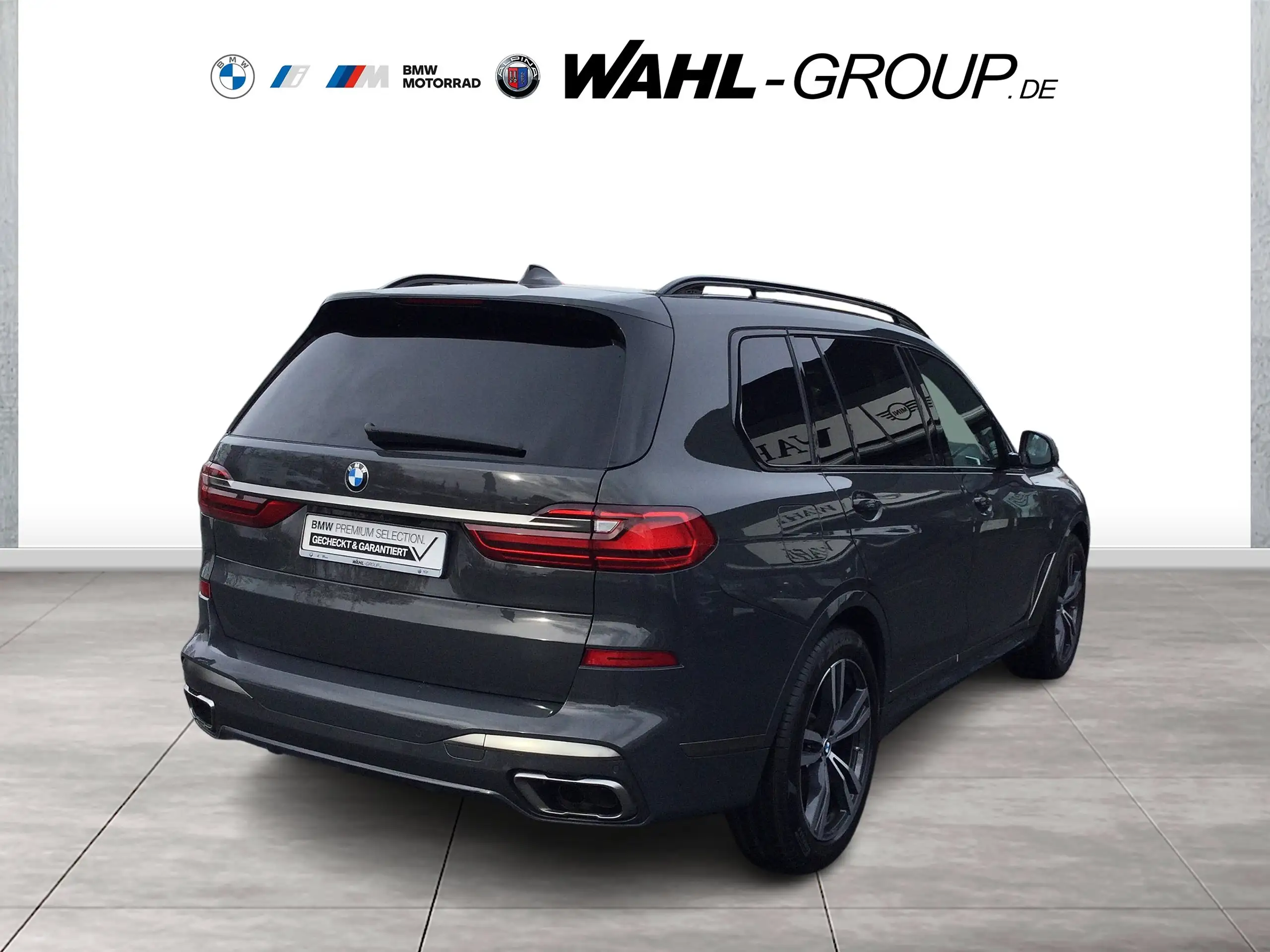 BMW - X7 M