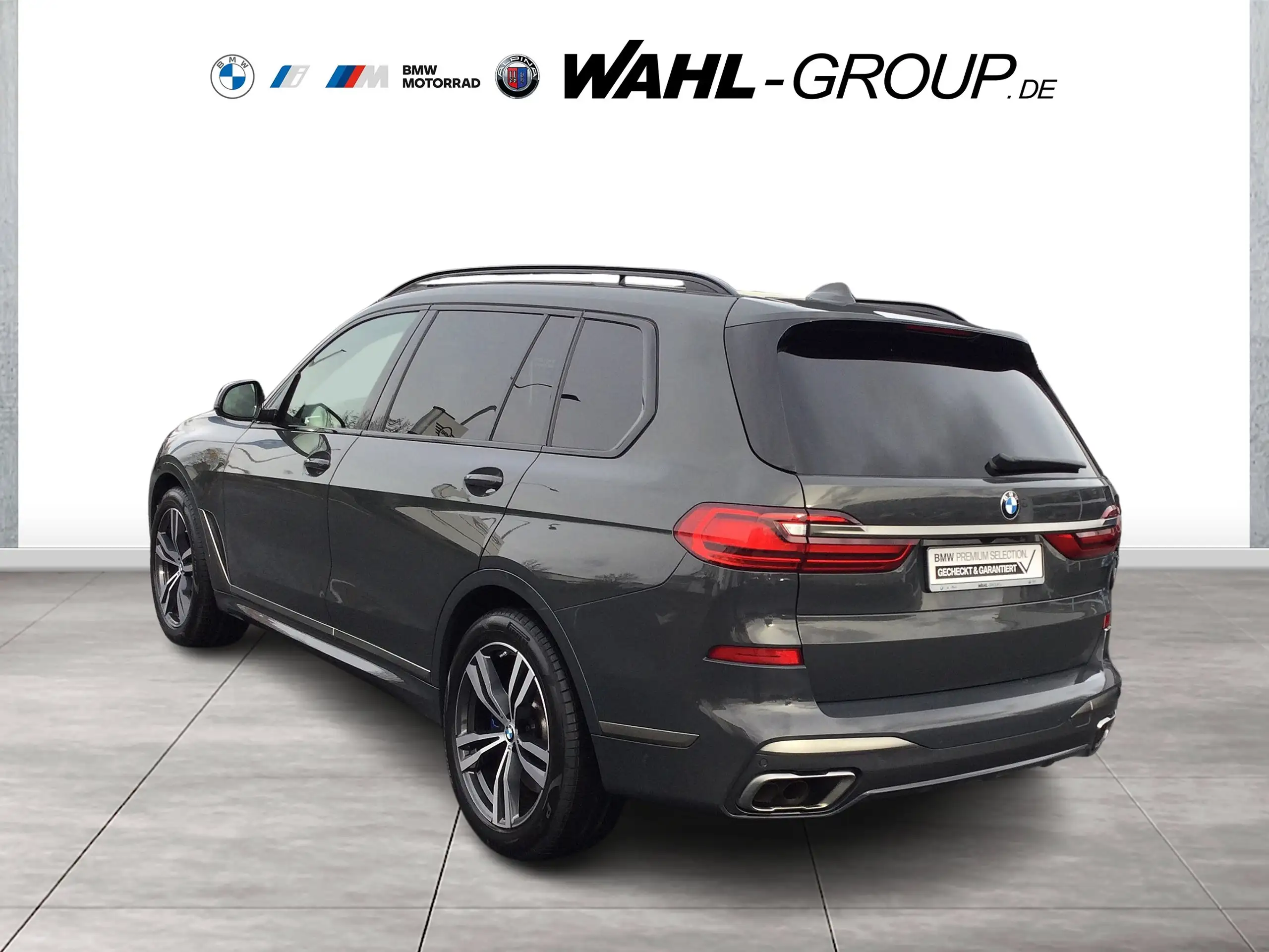 BMW - X7 M