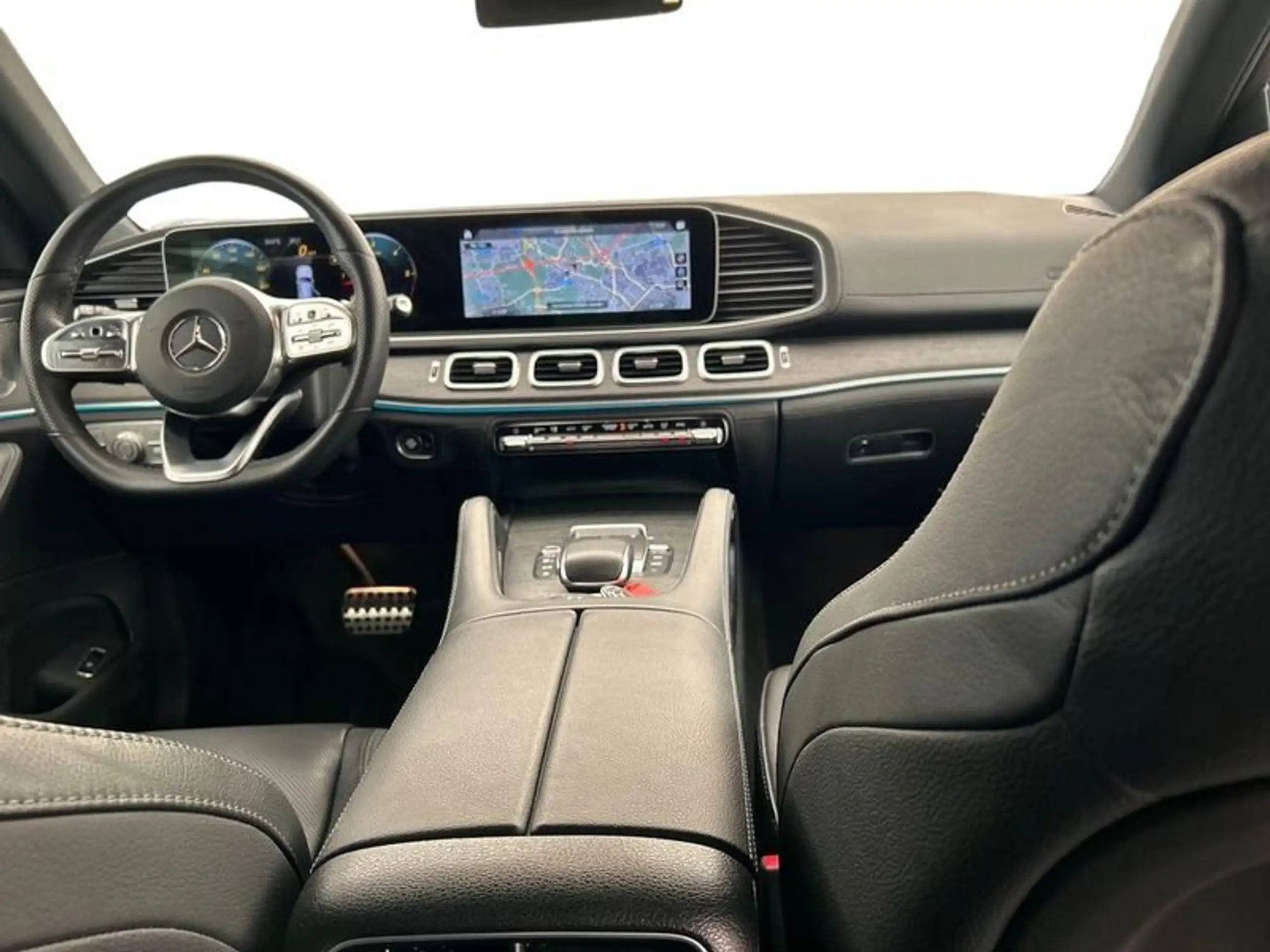 Mercedes-Benz - GLE 400