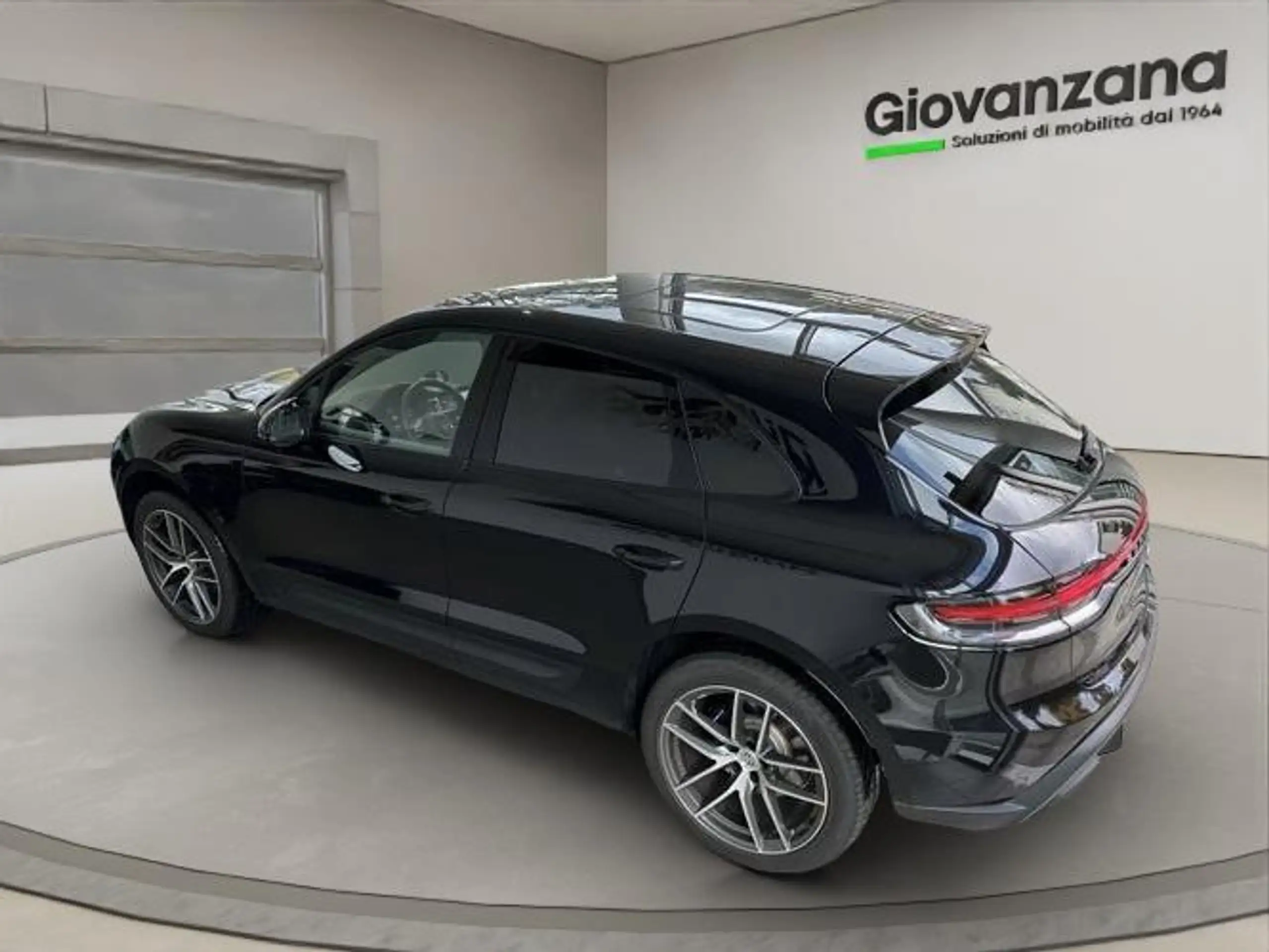 Porsche - Macan