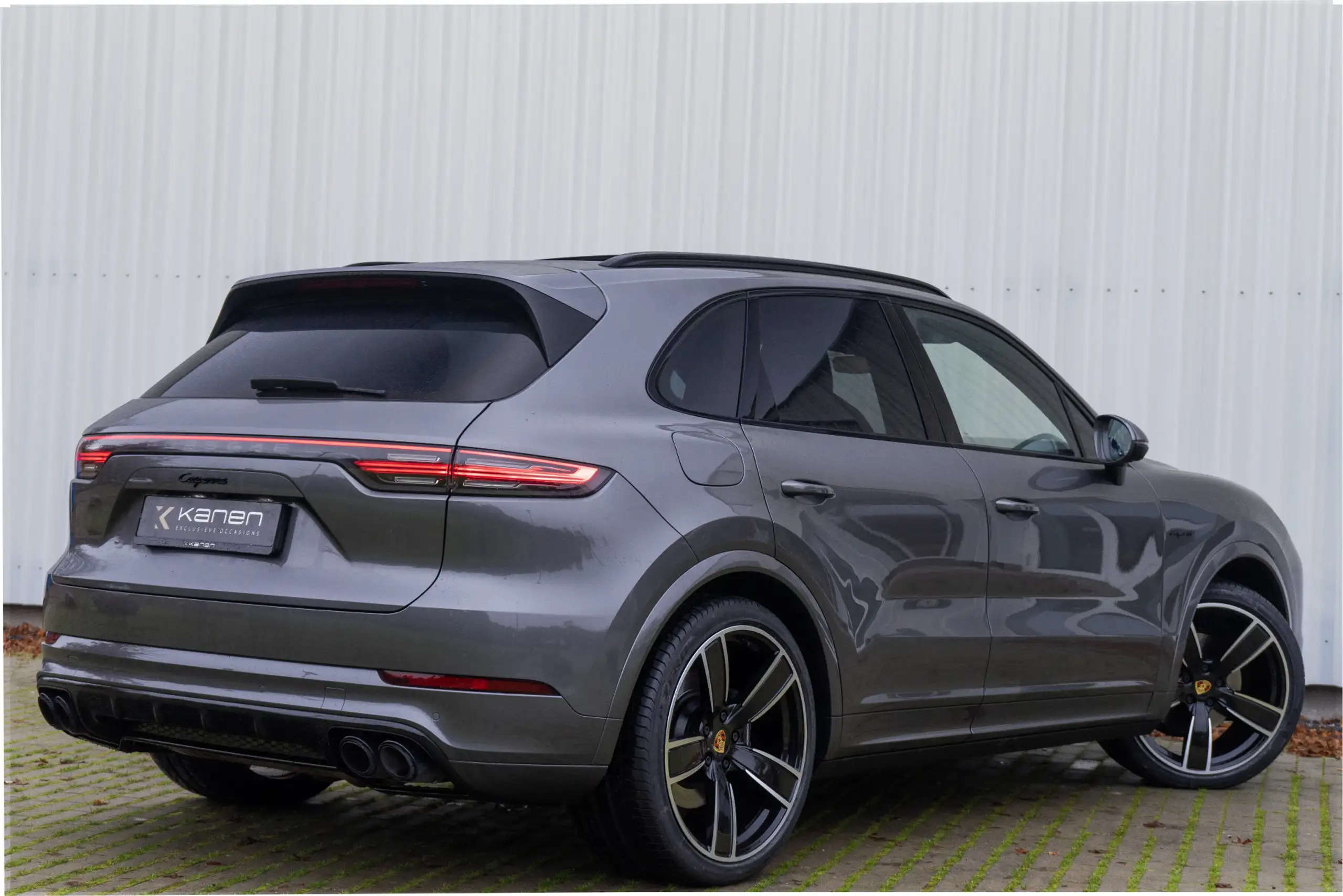 Porsche - Cayenne