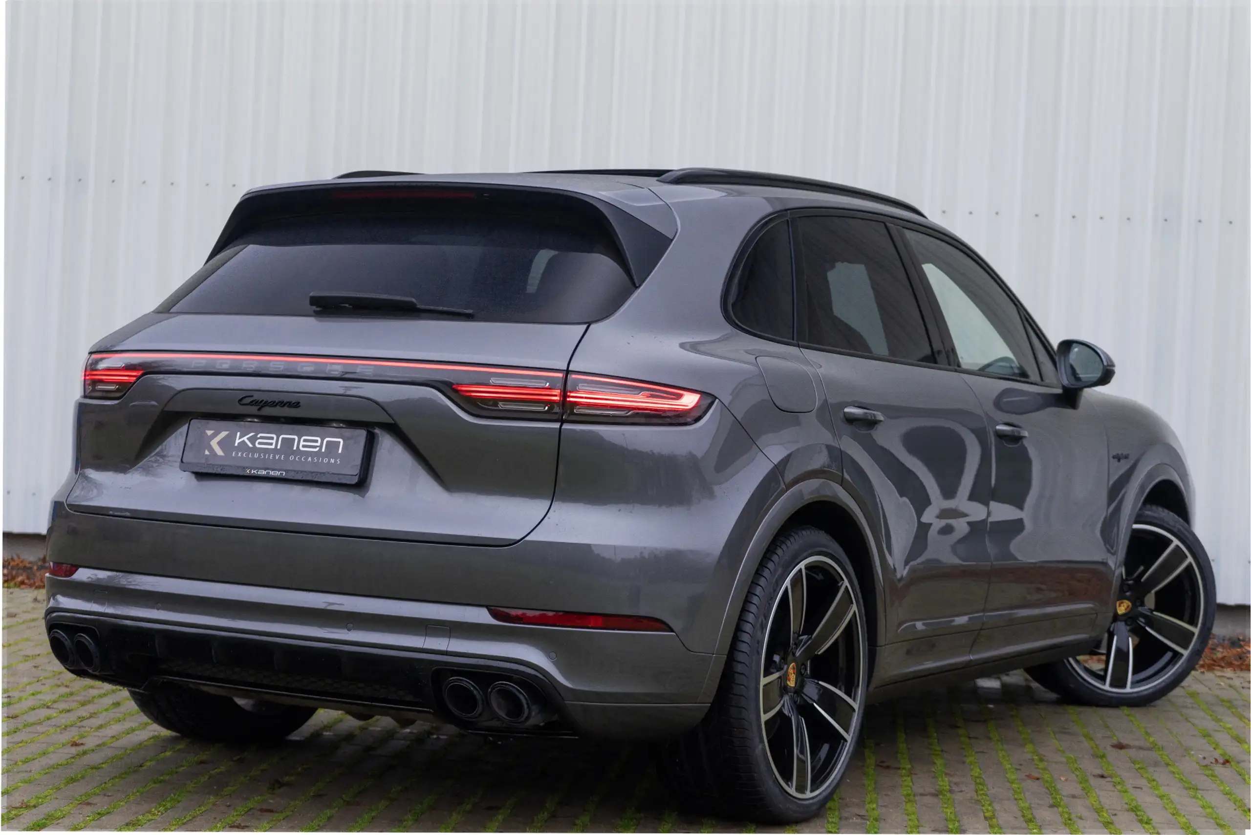 Porsche - Cayenne