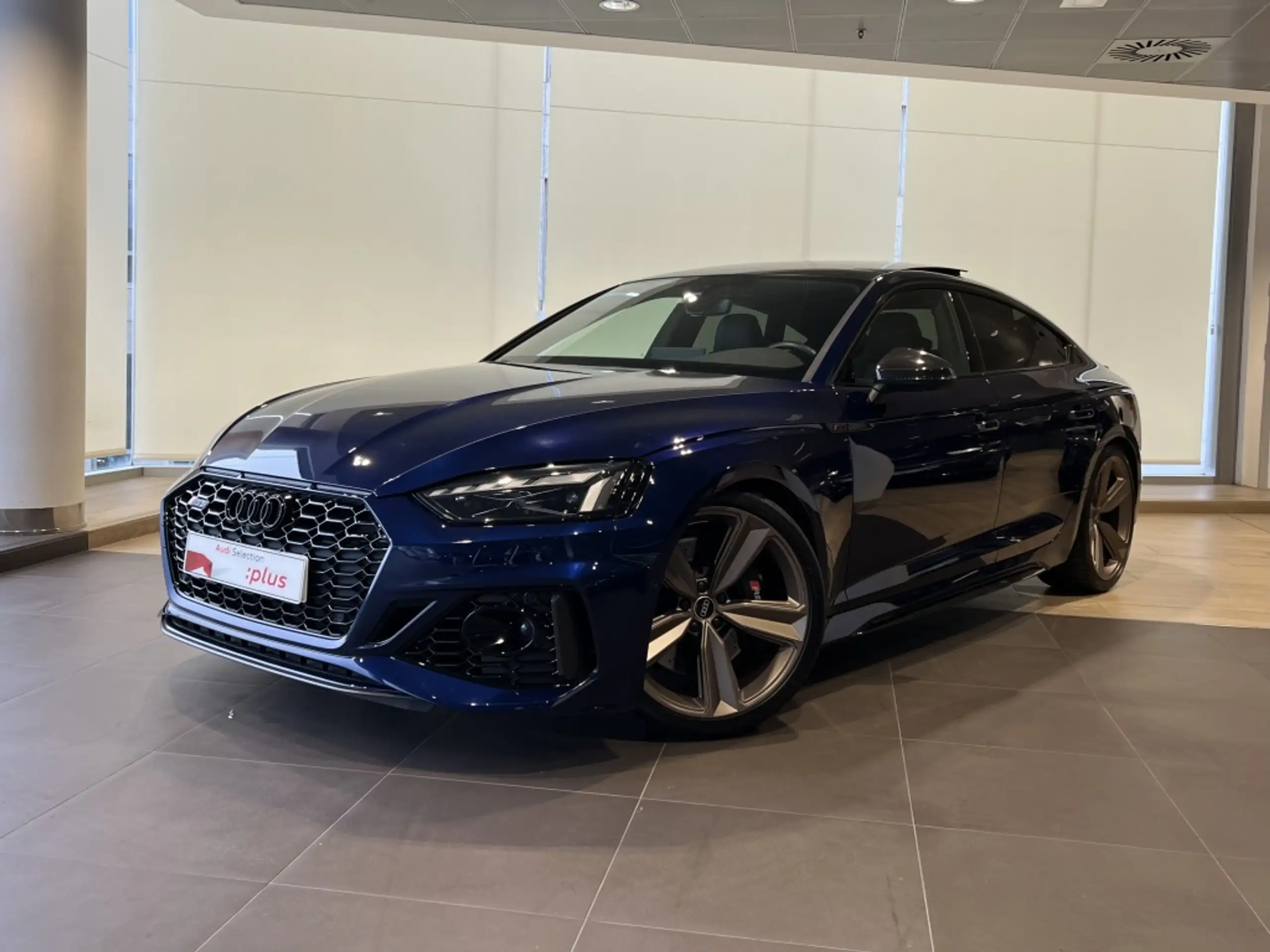 Audi - RS5