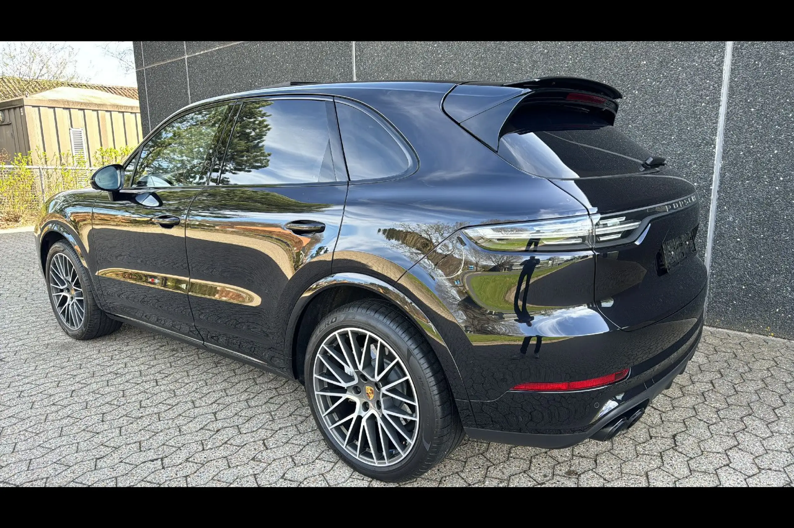 Porsche - Cayenne