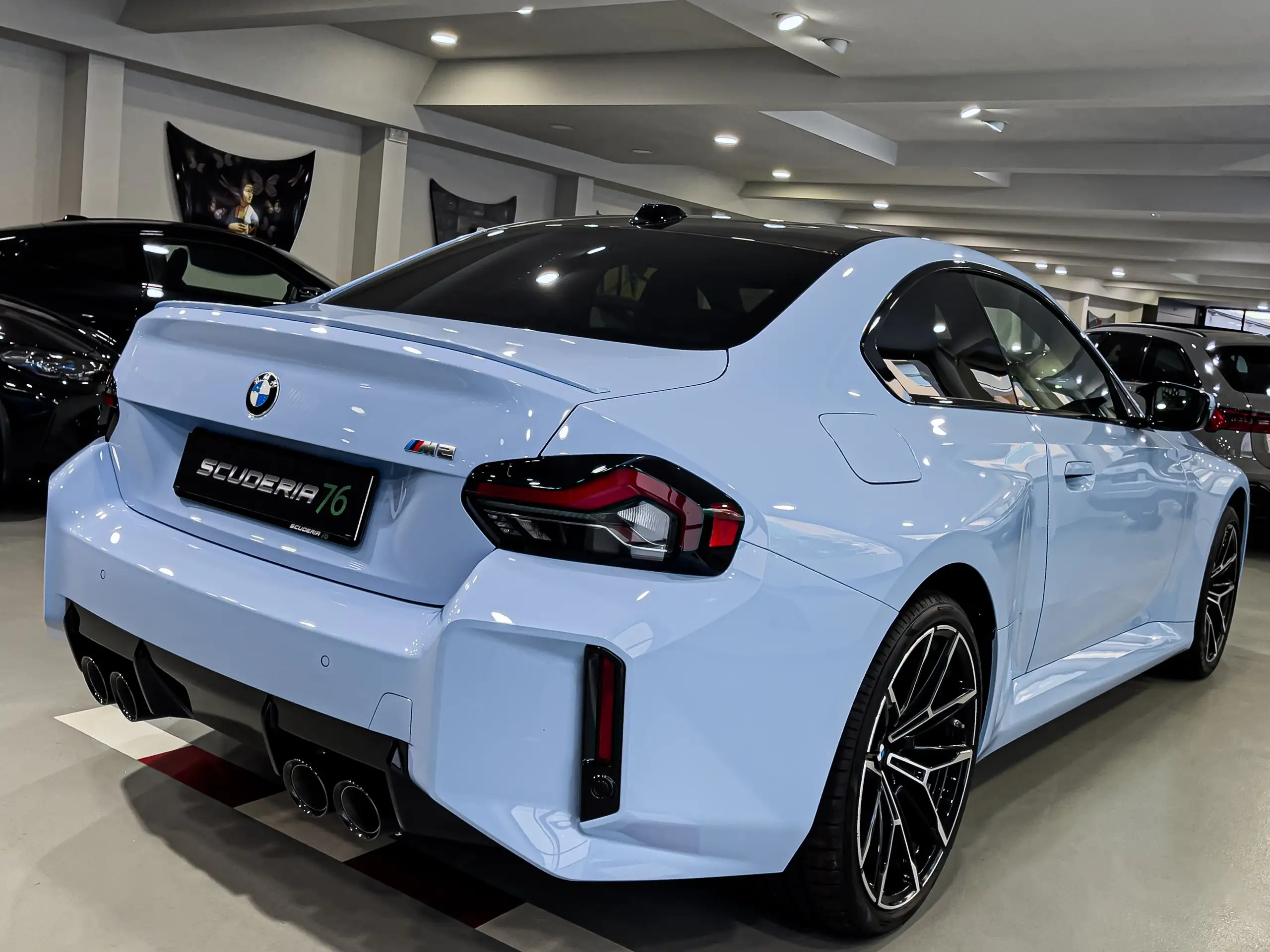 BMW - M2