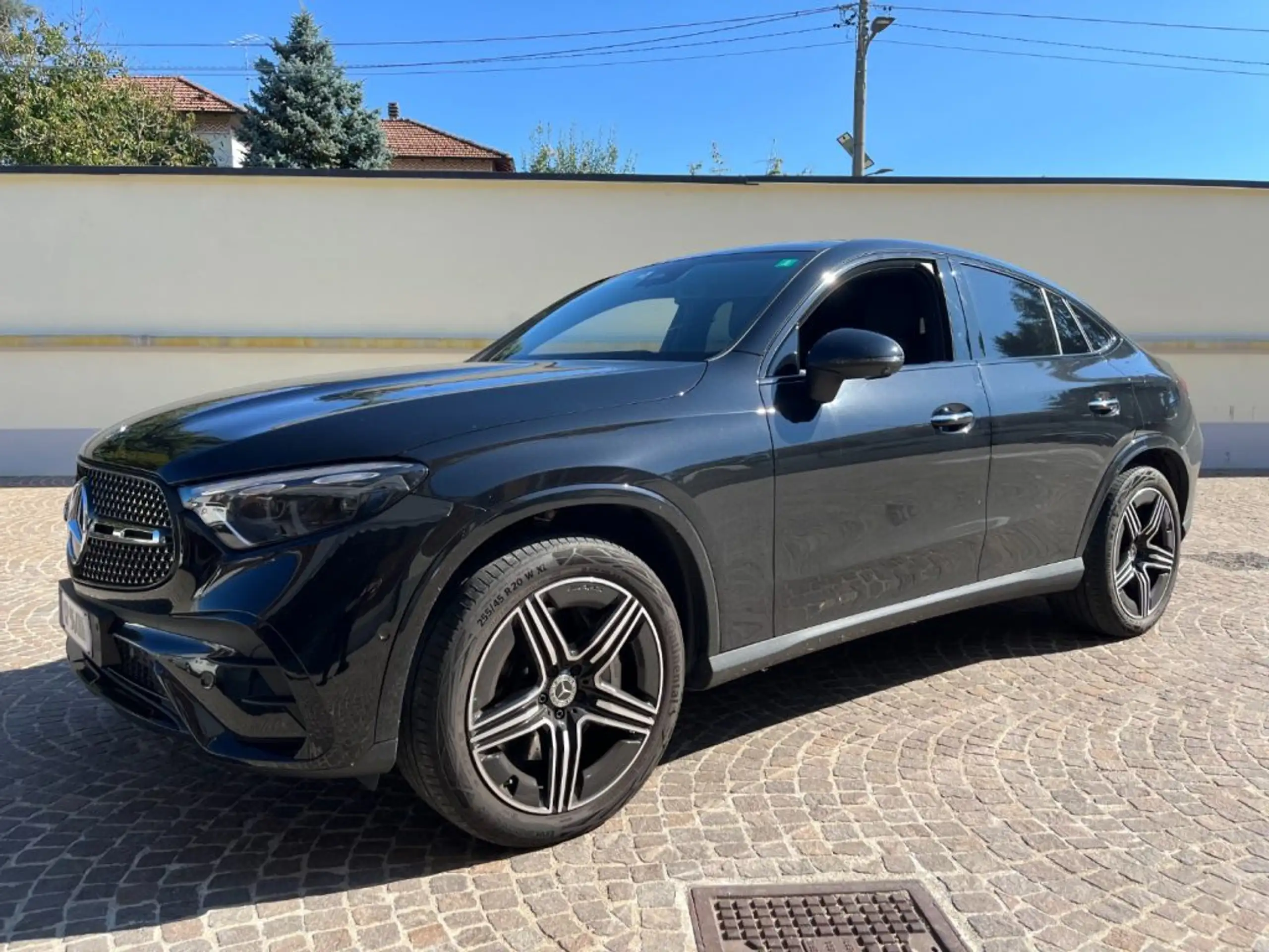 Mercedes-Benz - GLC 300