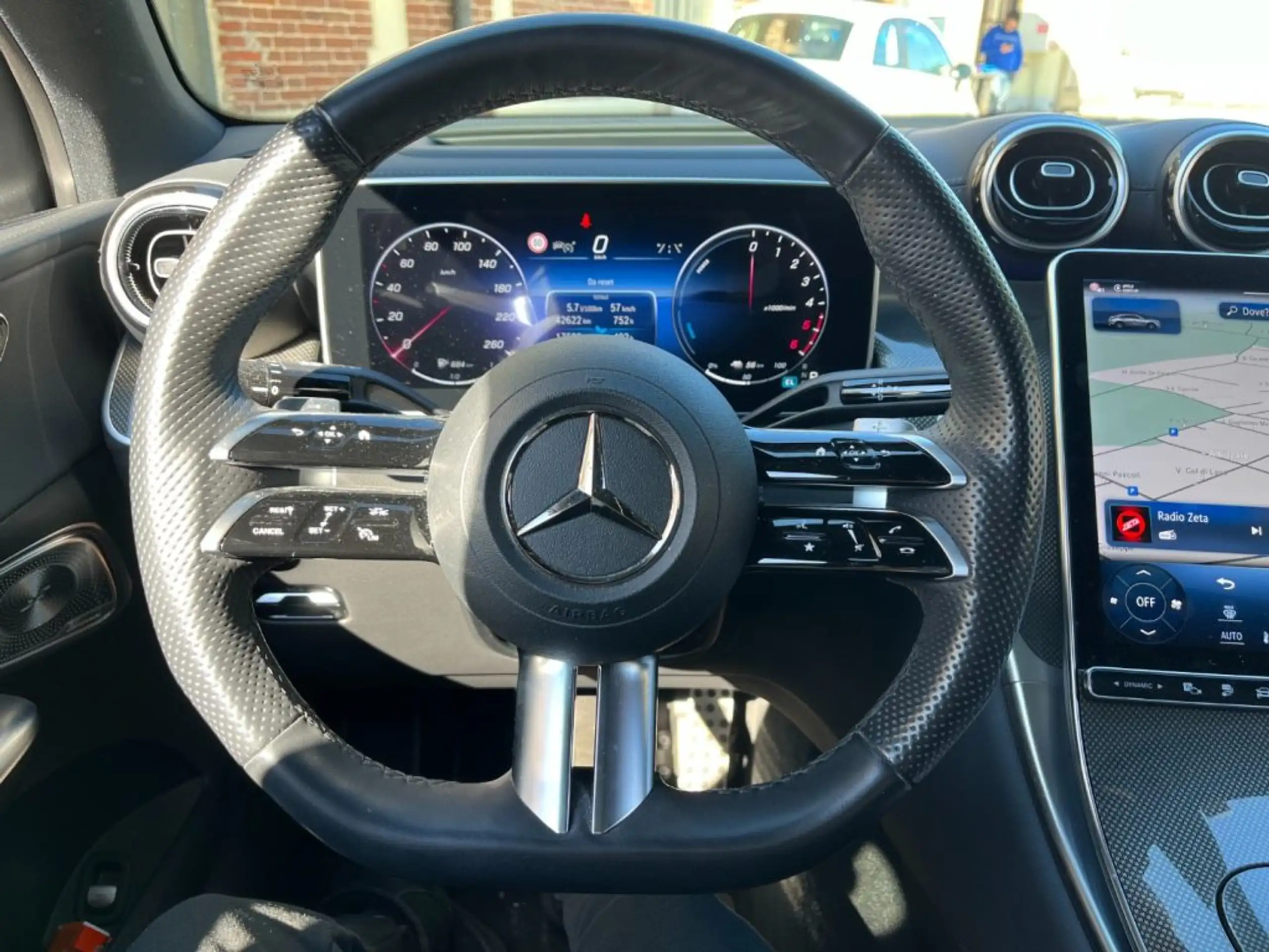 Mercedes-Benz - GLC 300