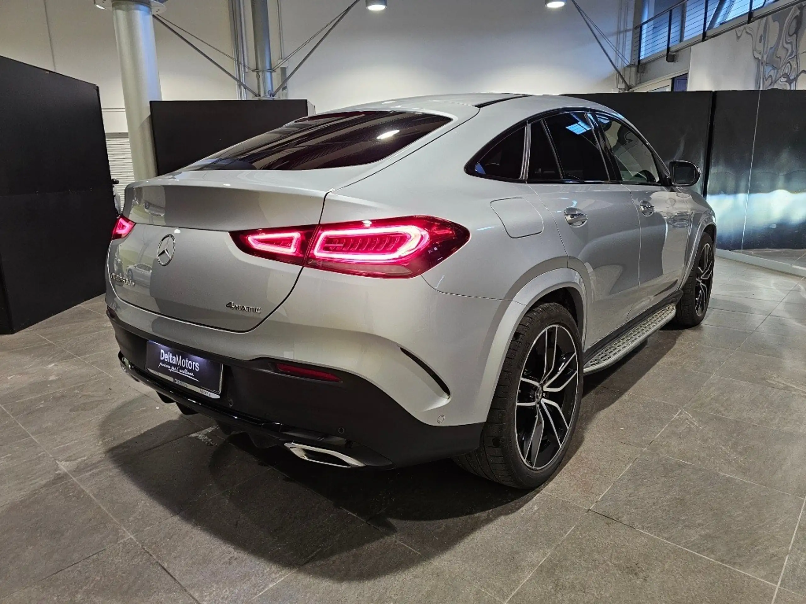 Mercedes-Benz - GLE 350