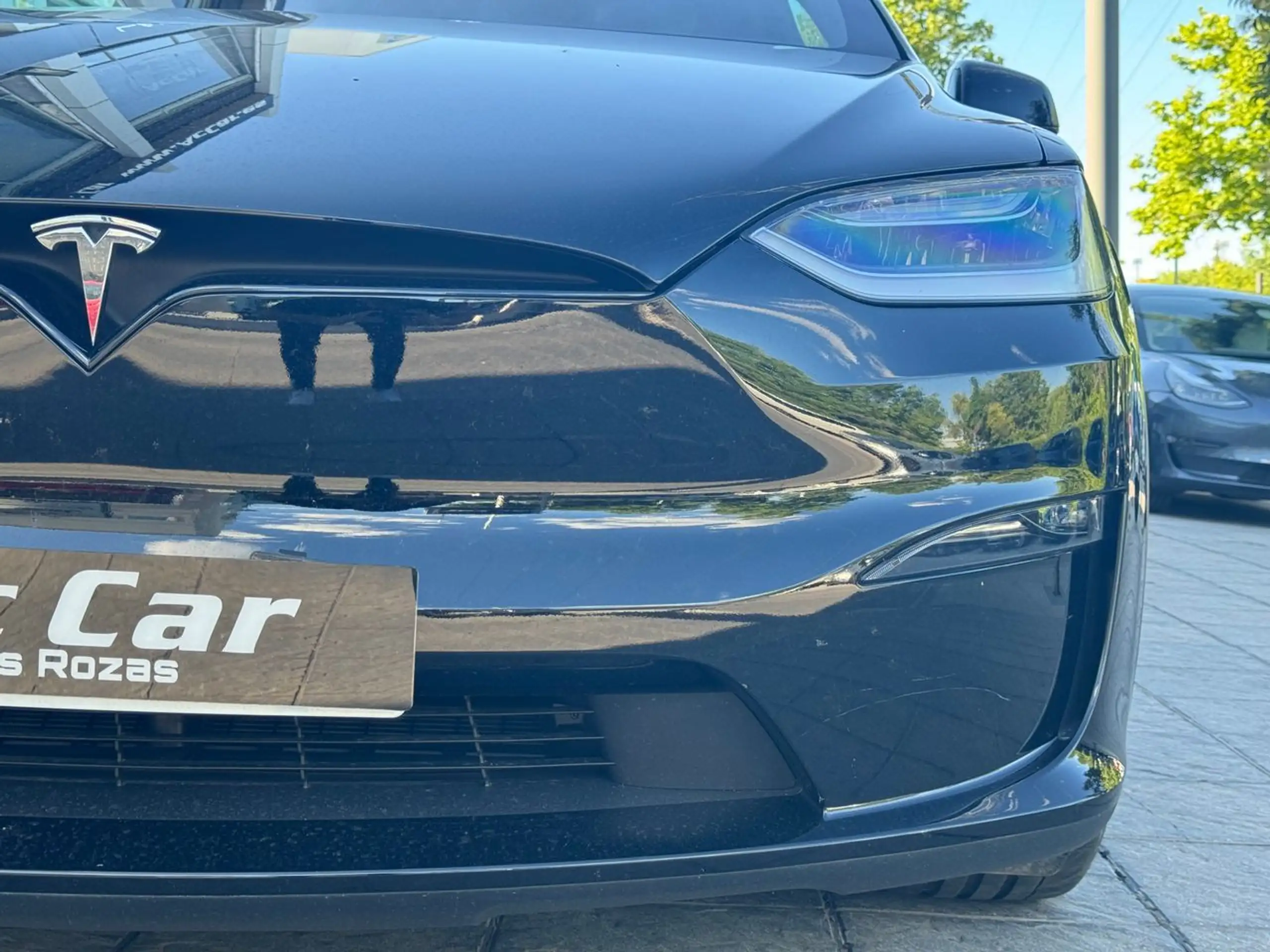 Tesla - Model X