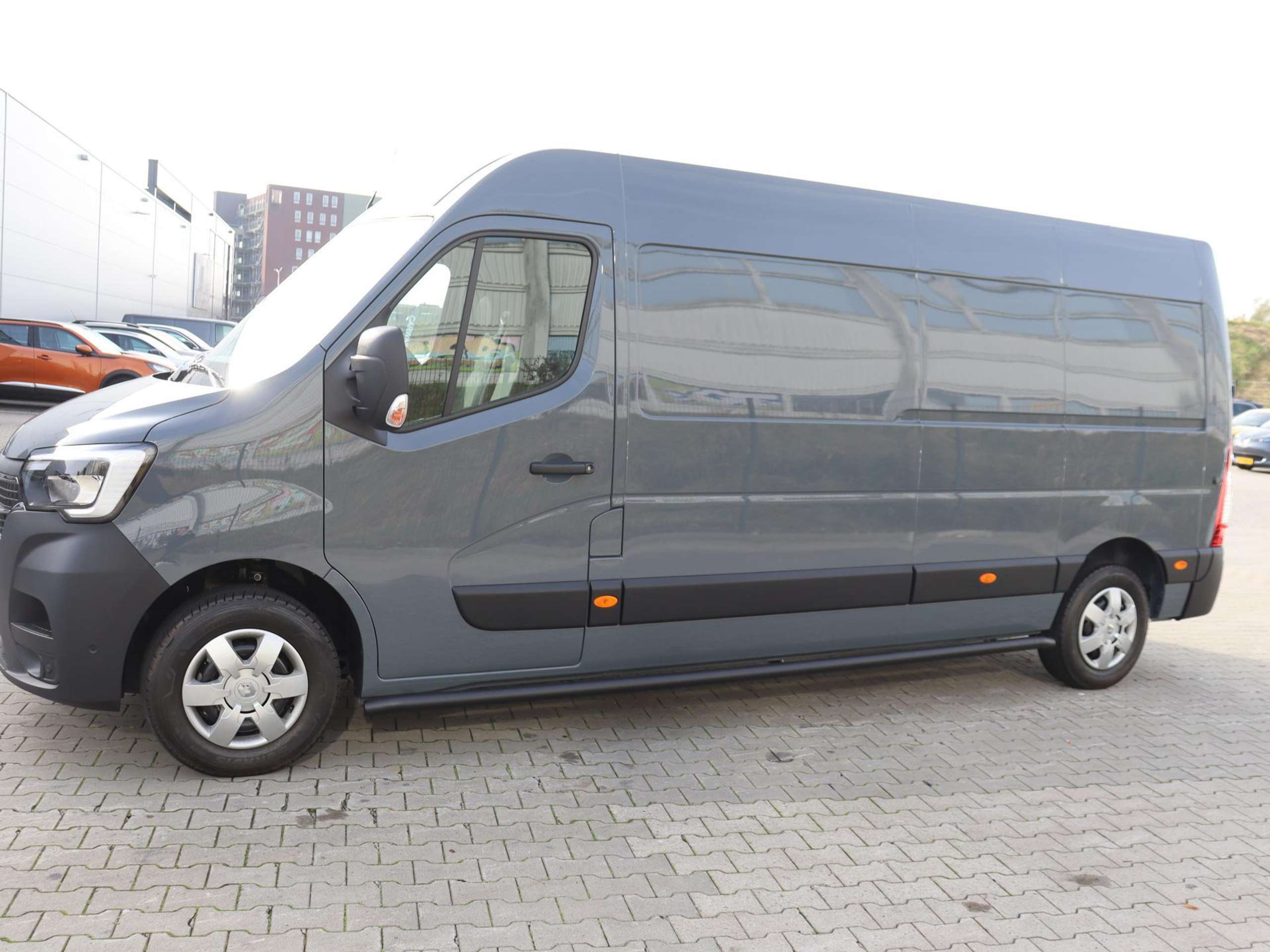 Renault - Master