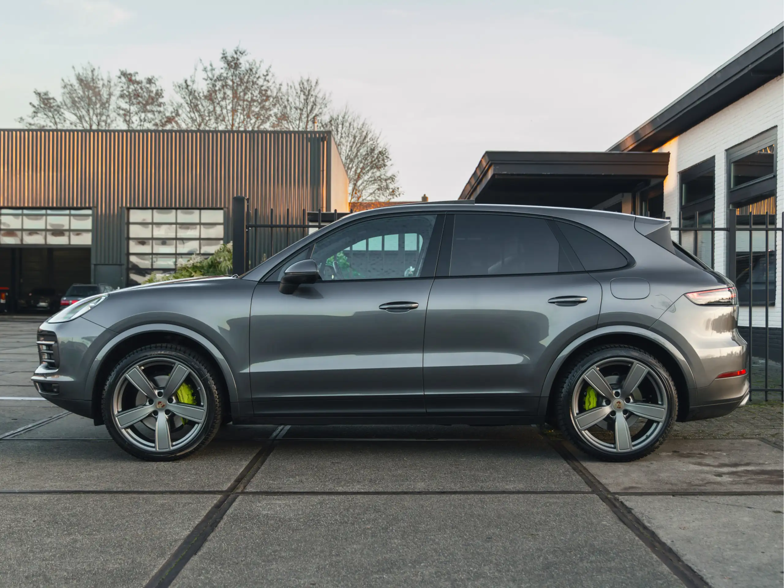 Porsche - Cayenne