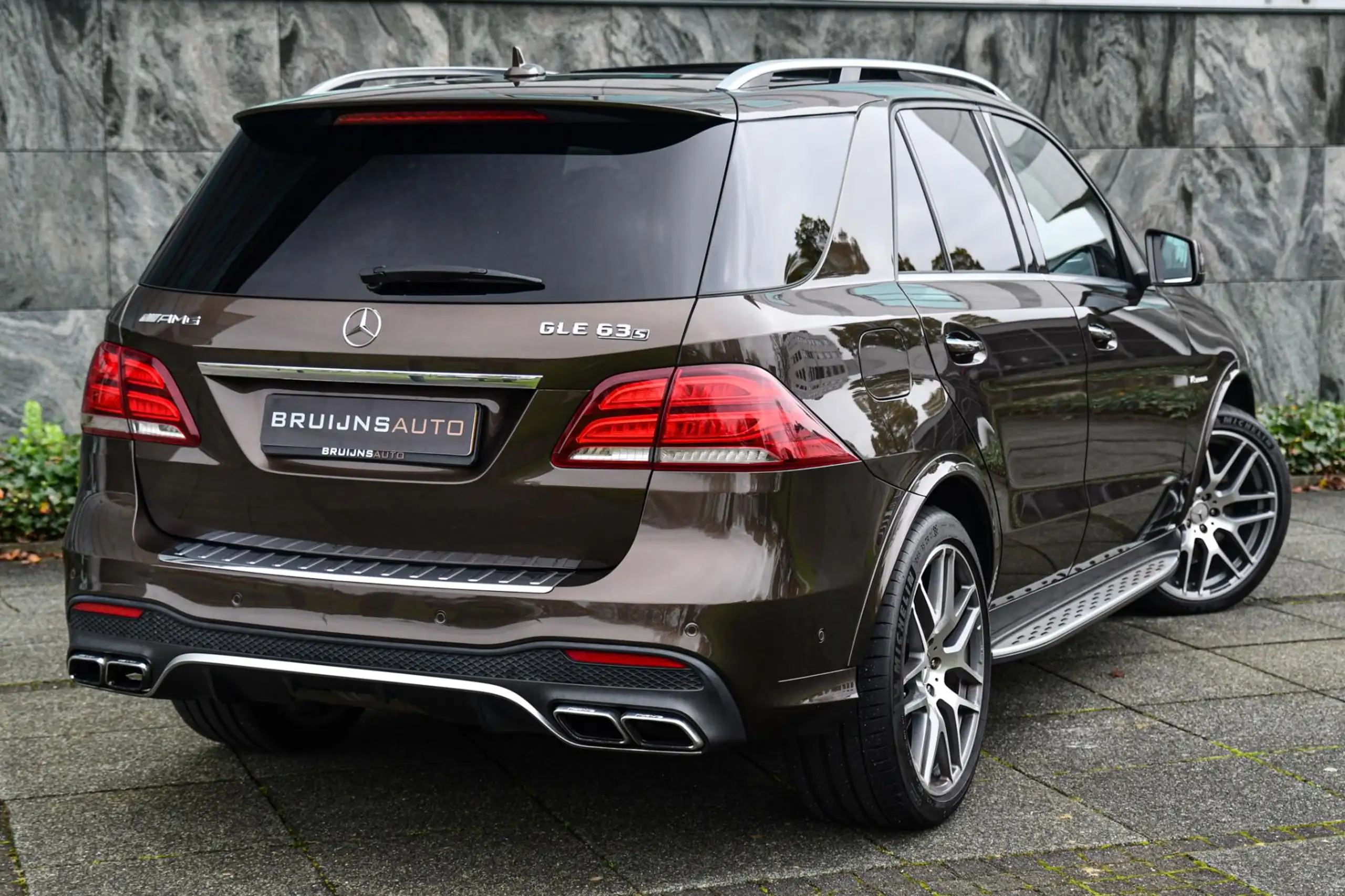 Mercedes-Benz - GLE 63 AMG