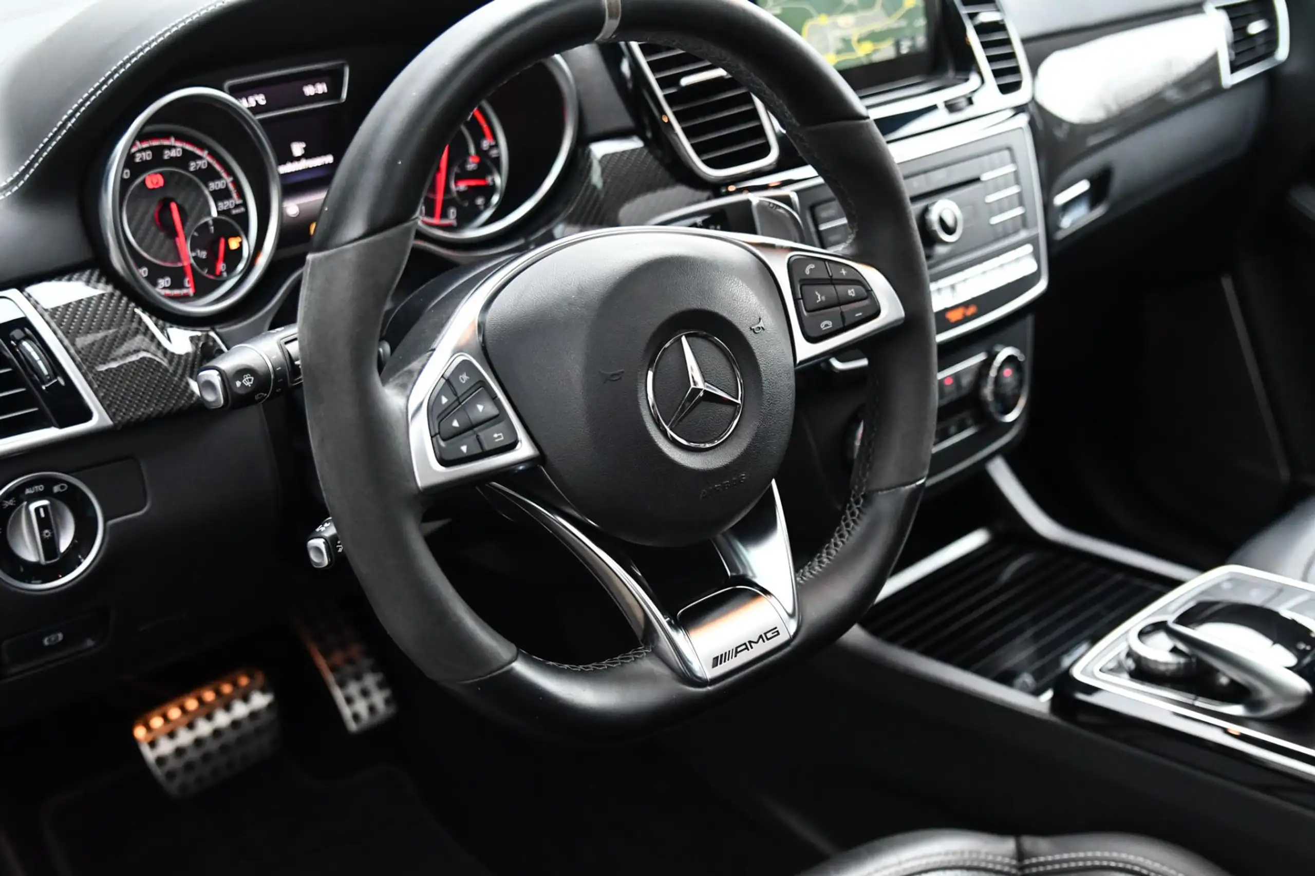 Mercedes-Benz - GLE 63 AMG