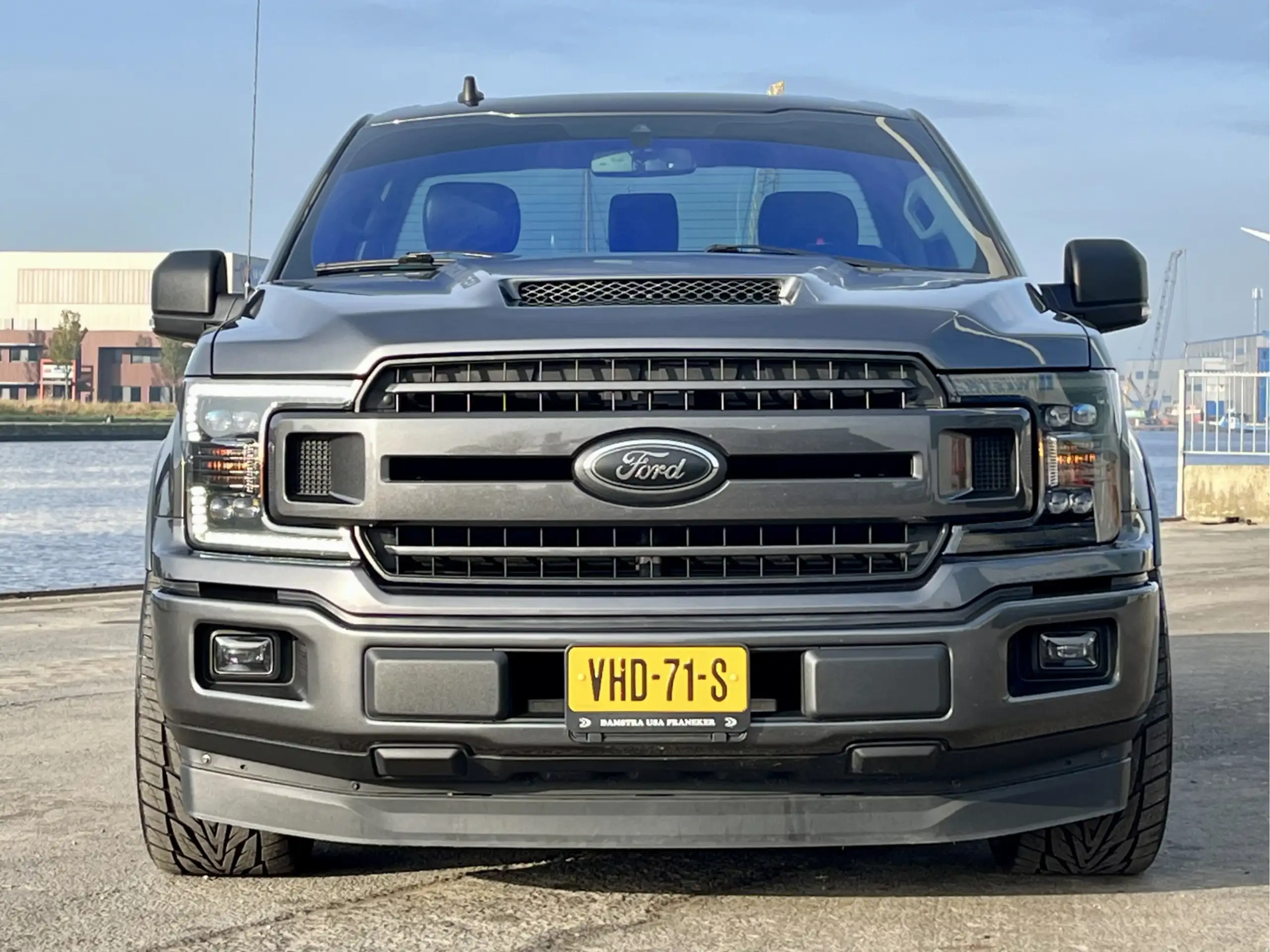 Ford - F 150