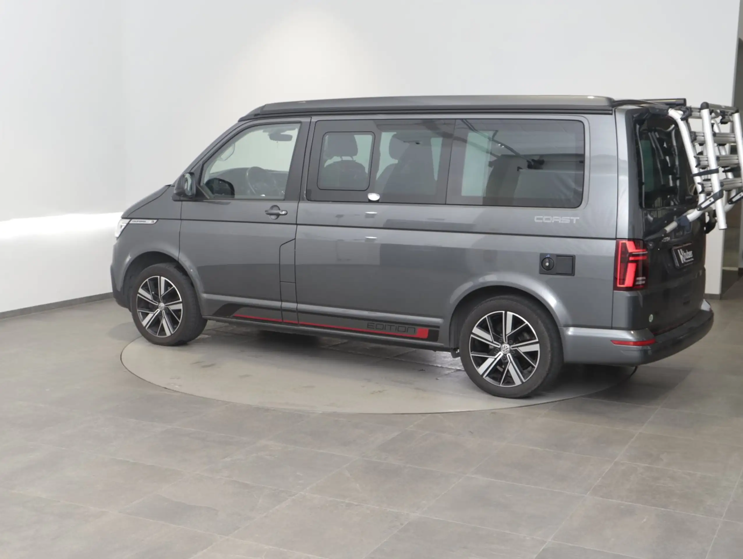 Volkswagen - T6.1 California