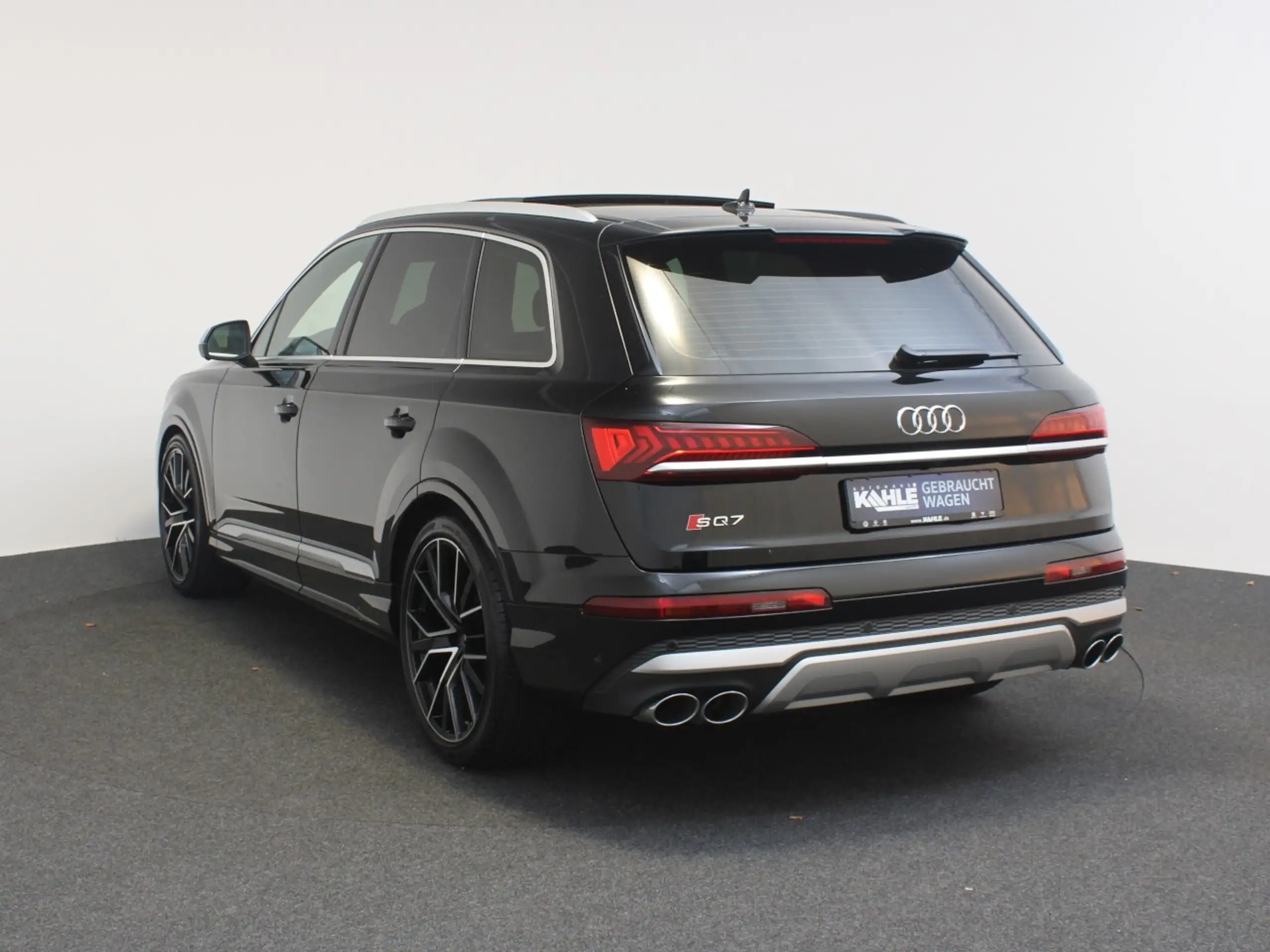 Audi - SQ7