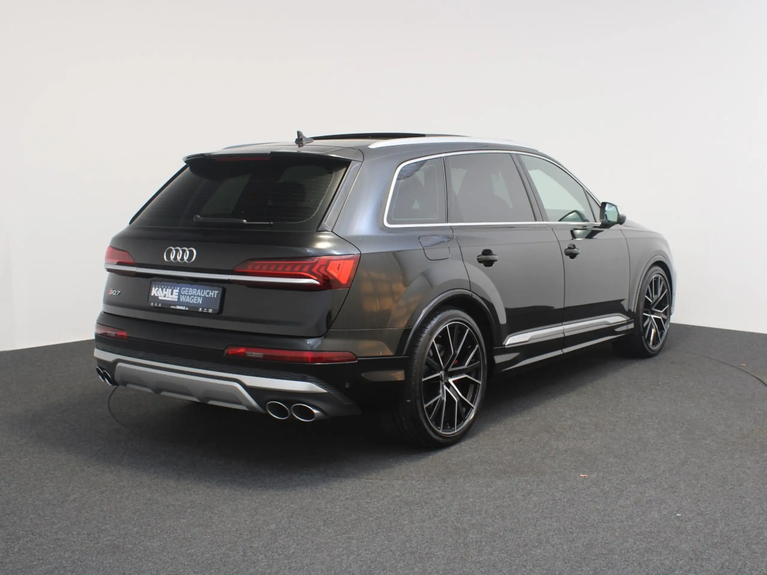 Audi - SQ7