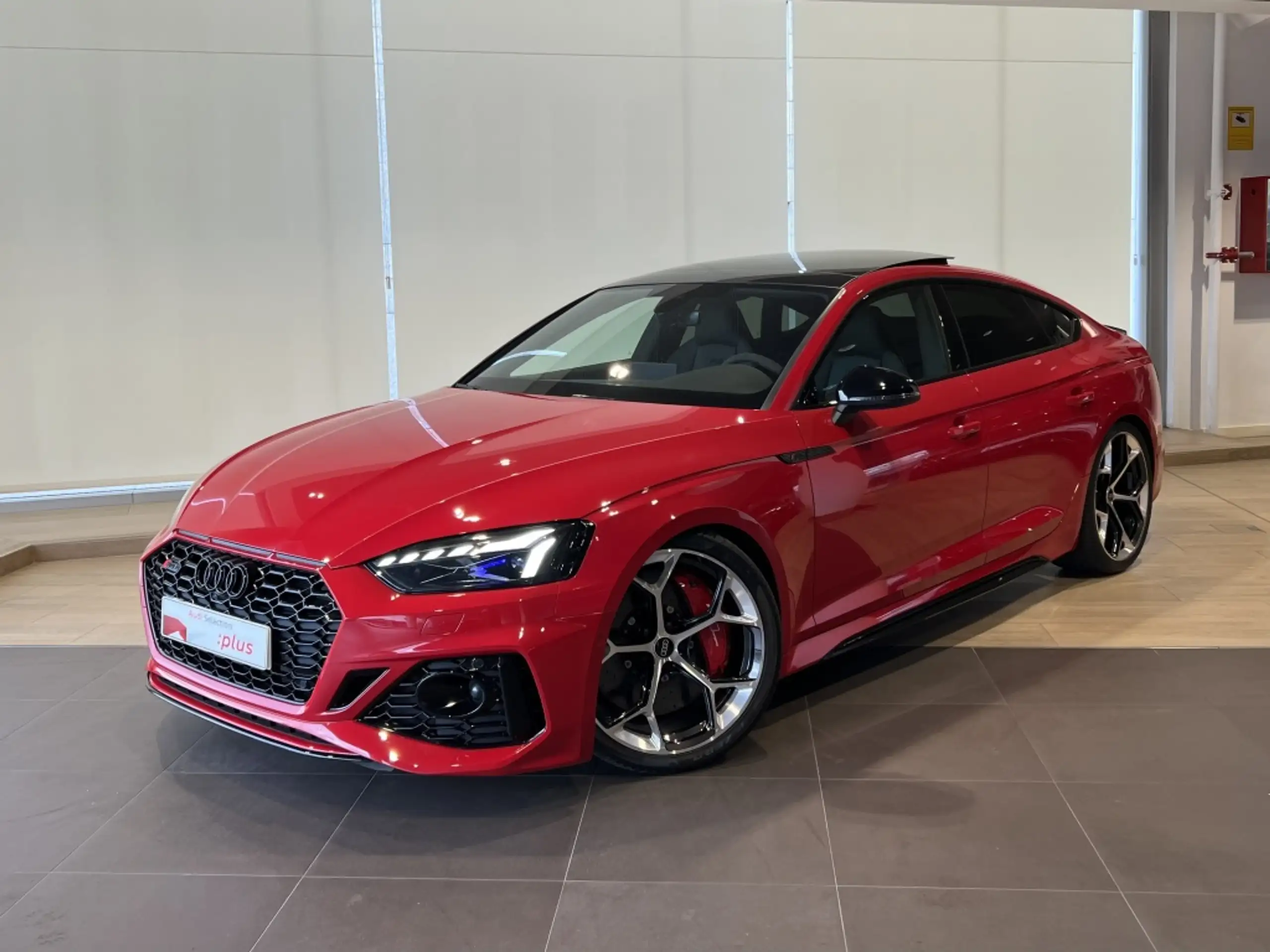 Audi - RS5