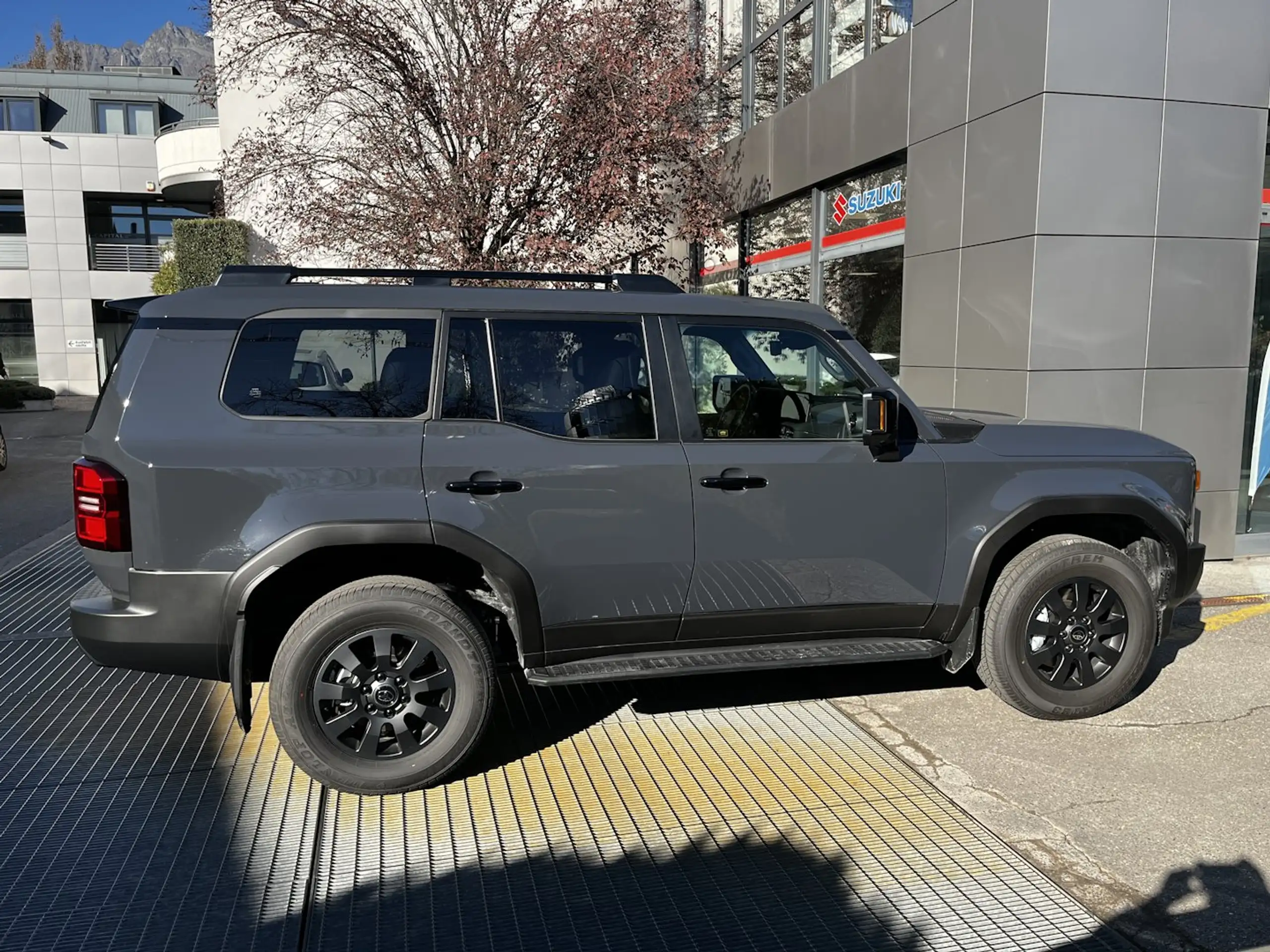 Toyota - Land Cruiser