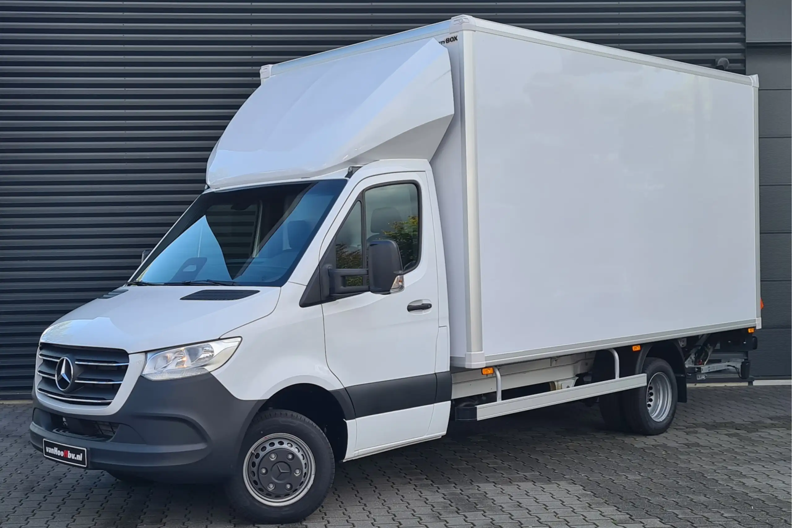 Mercedes-Benz - Sprinter