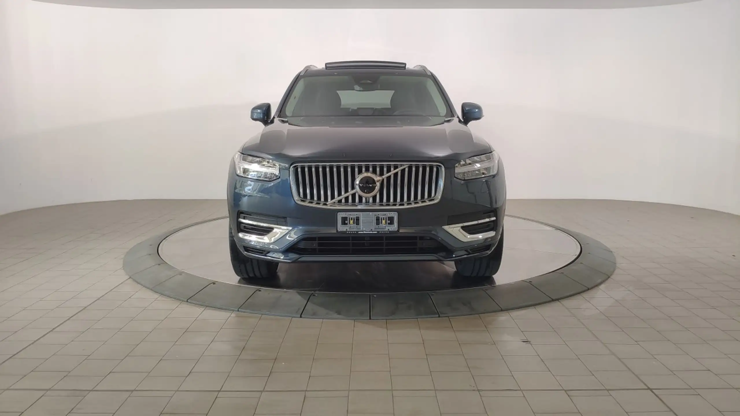 Volvo - XC90