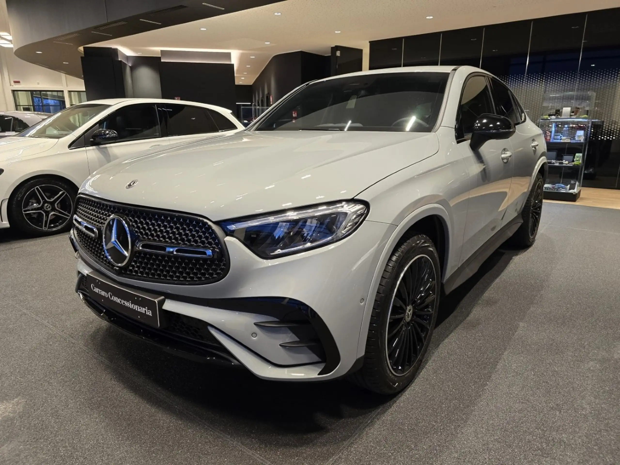 Mercedes-Benz - GLC 300