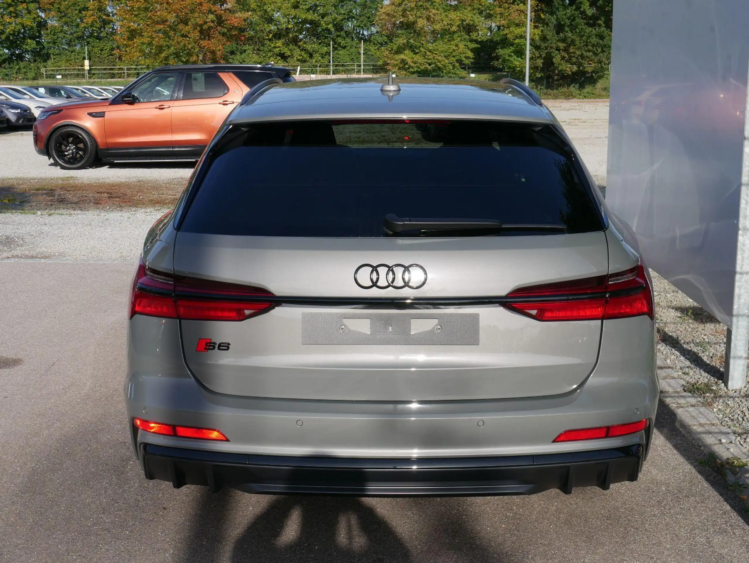 Audi - S6