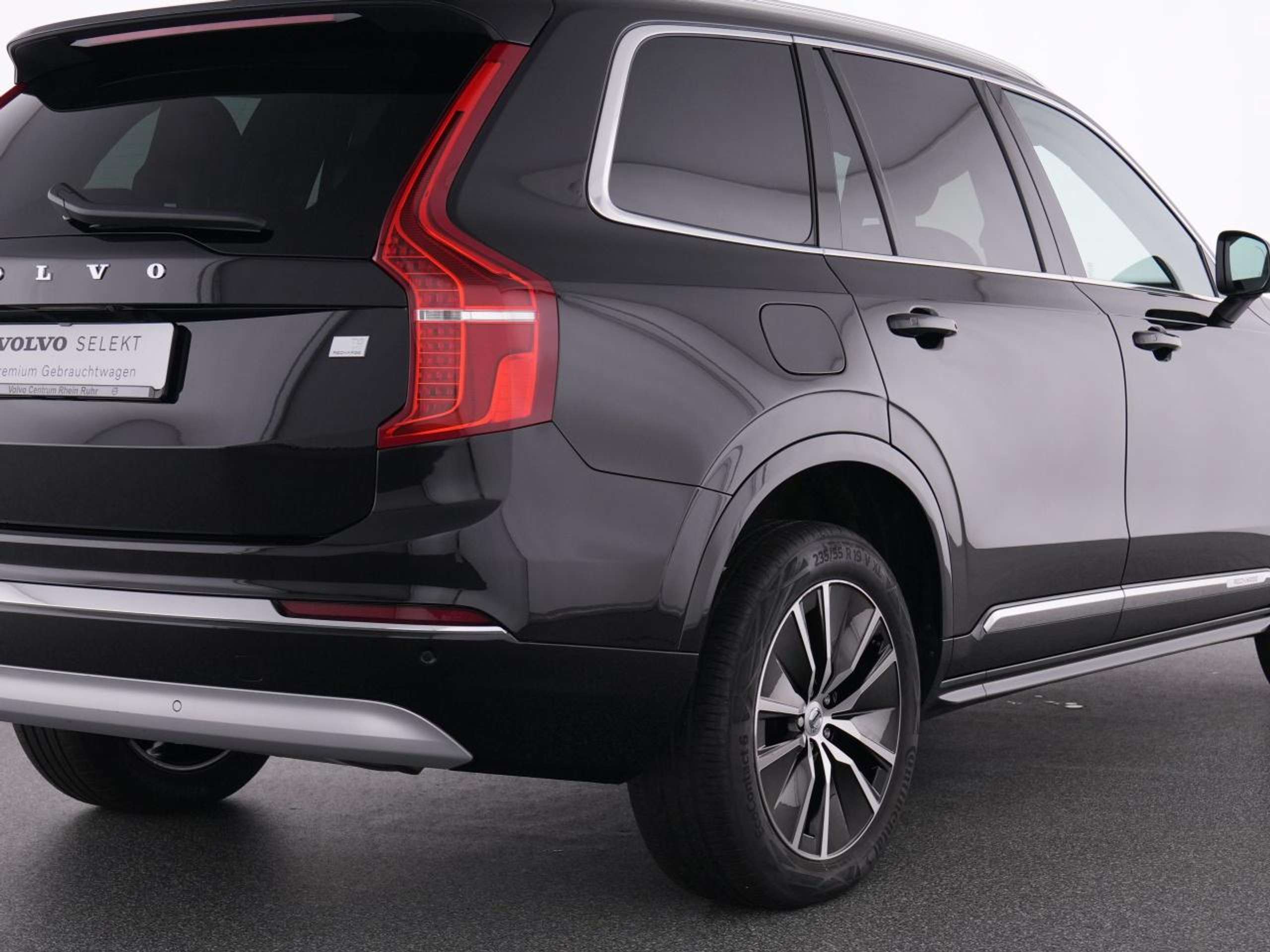 Volvo - XC90