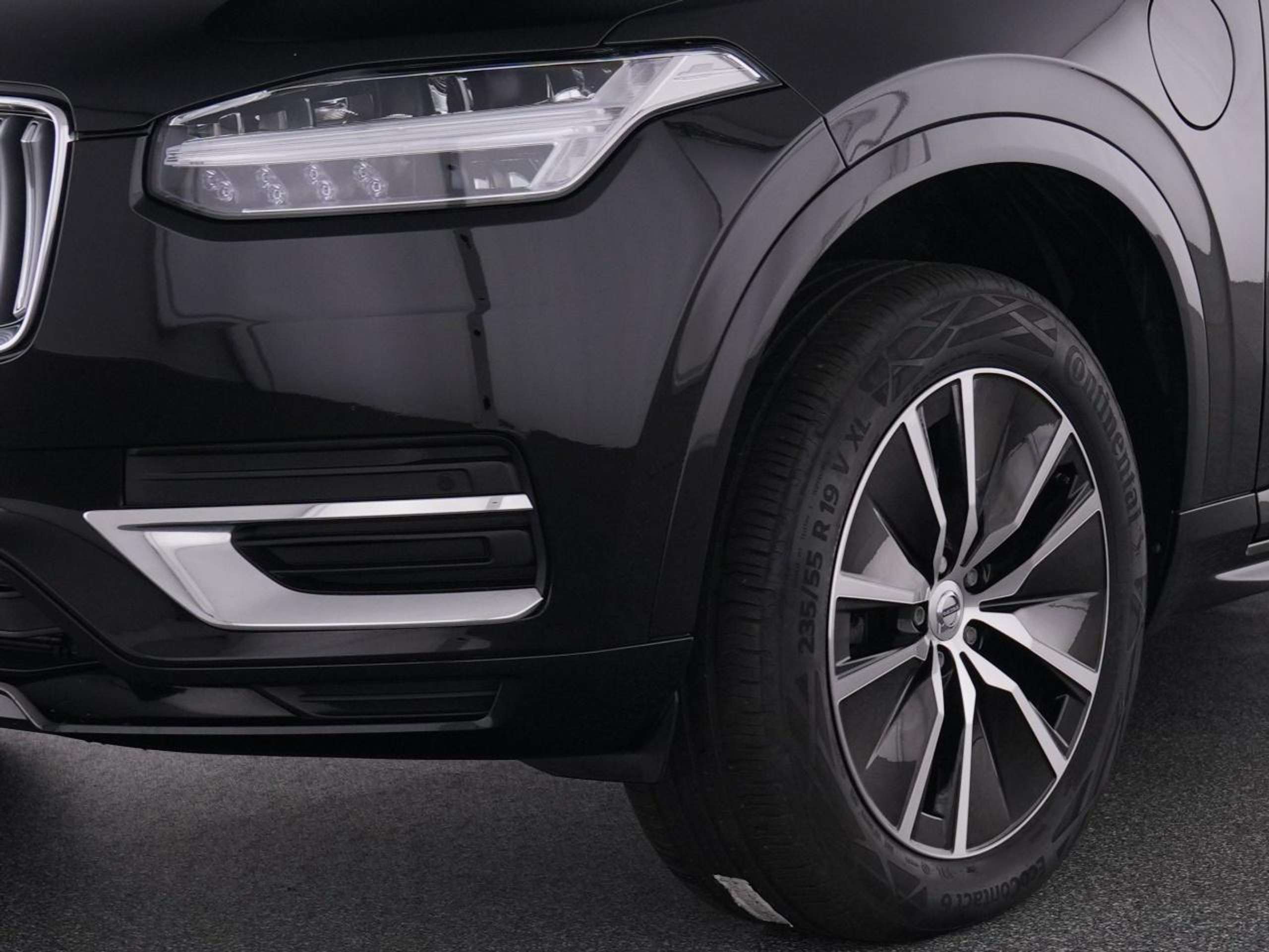 Volvo - XC90